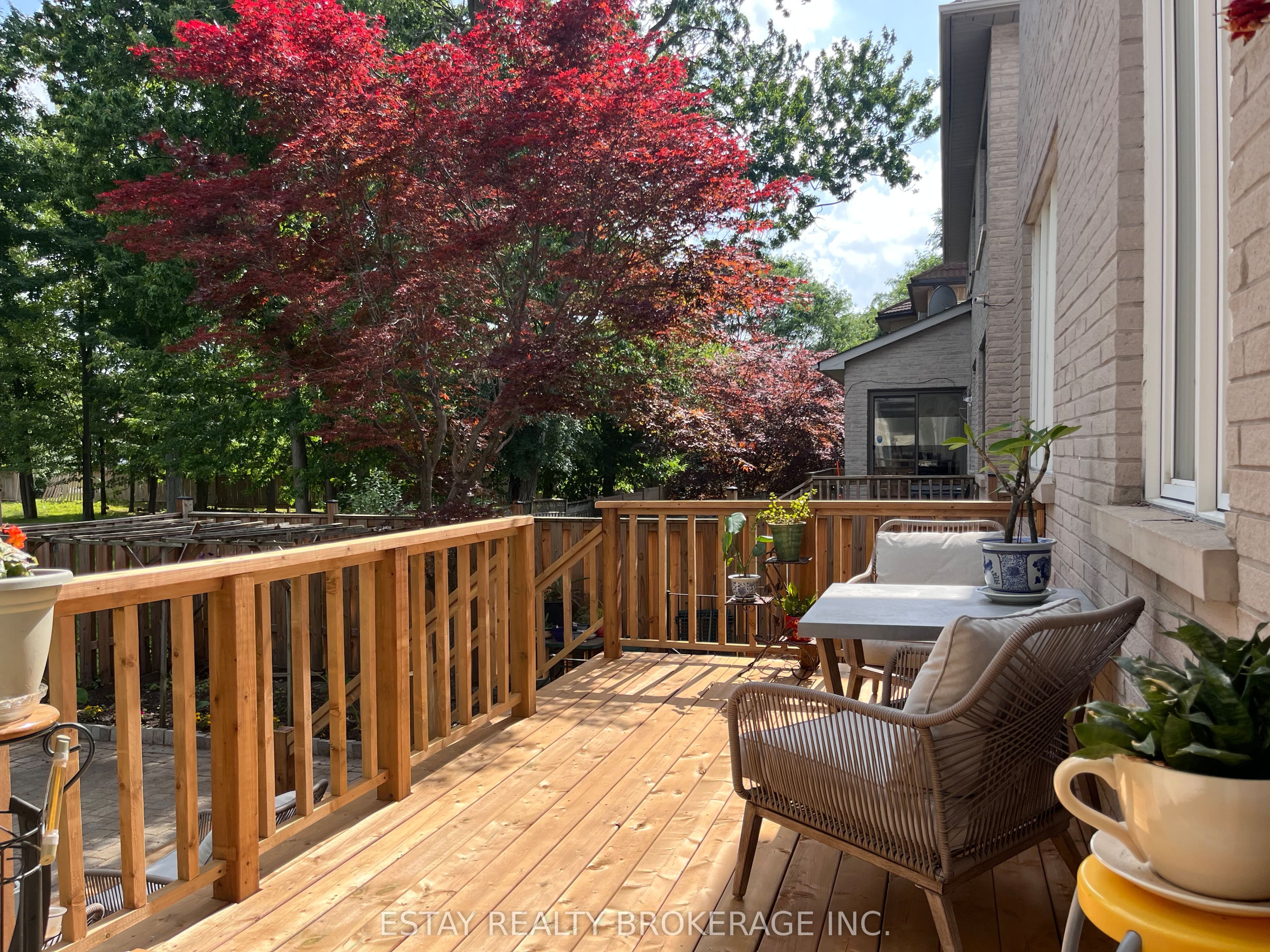 47 Pathlane Road, Richmond Hill, ON L4B 4A6 photo 3