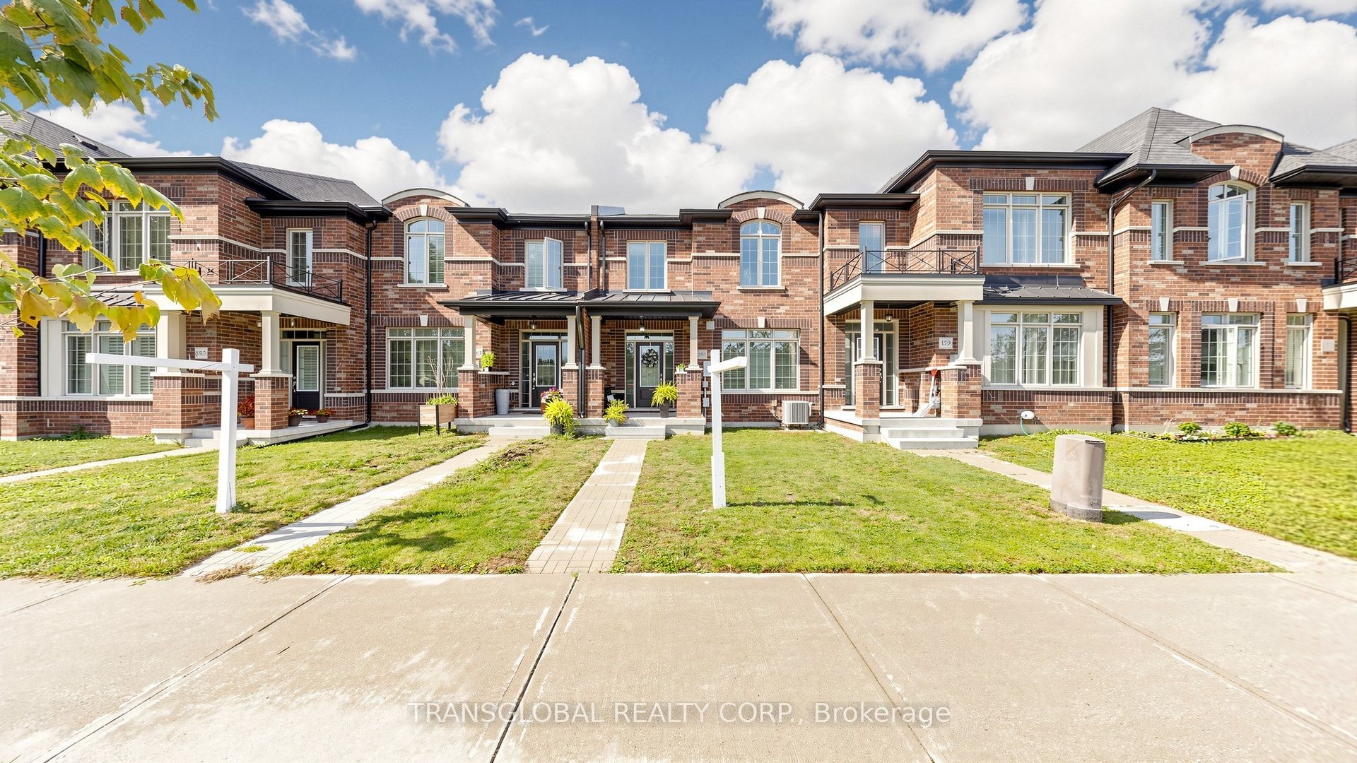 181 Beechborough Crescent, East Gwillimbury, ON L9N 0L6
