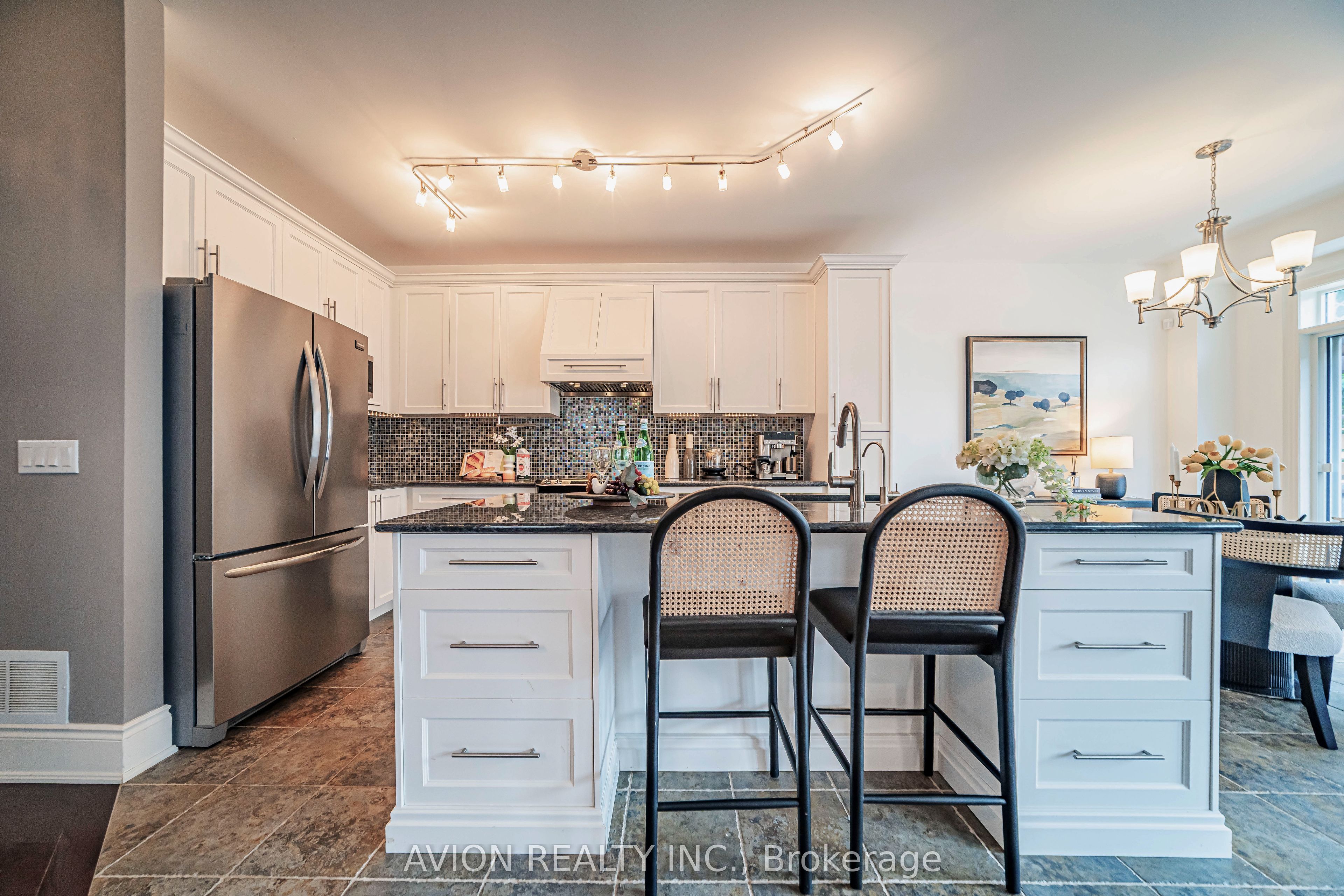46 Rogers Trail, Bradford West Gwillimbury, ON L3Z 0G5 photo 5
