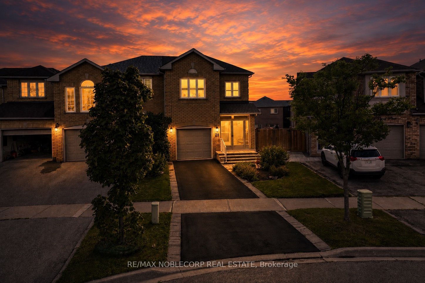 28 Opera Place, Vaughan, ON L4L 8Y8
