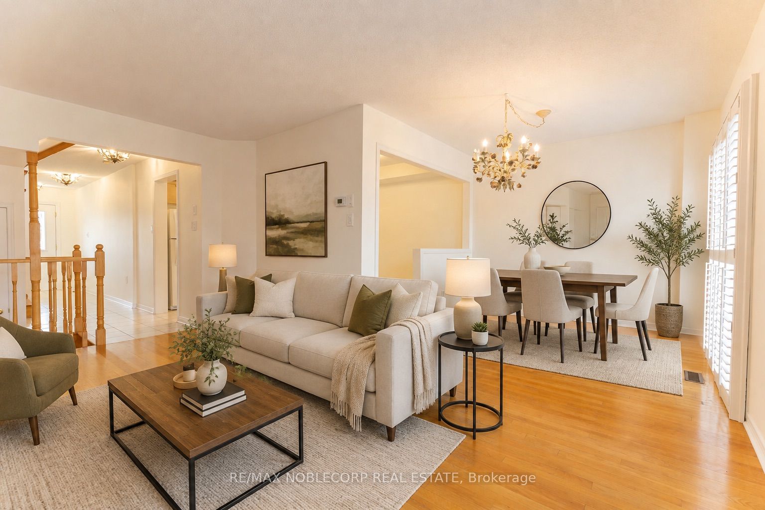 28 Opera Place, Vaughan, ON L4L 8Y8 photo 3