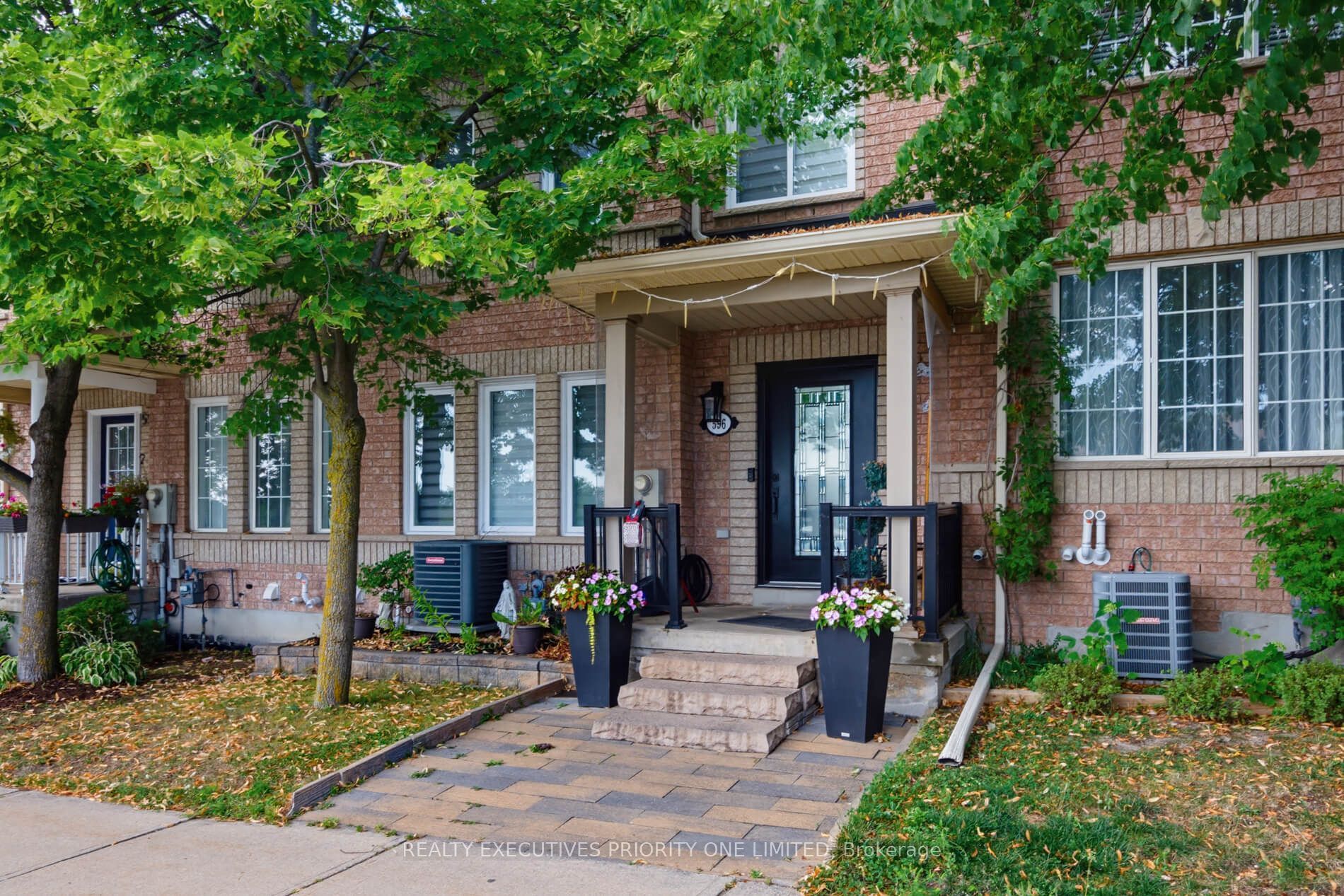 596 Napa Valley Avenue, Vaughan, ON L4H 1R1