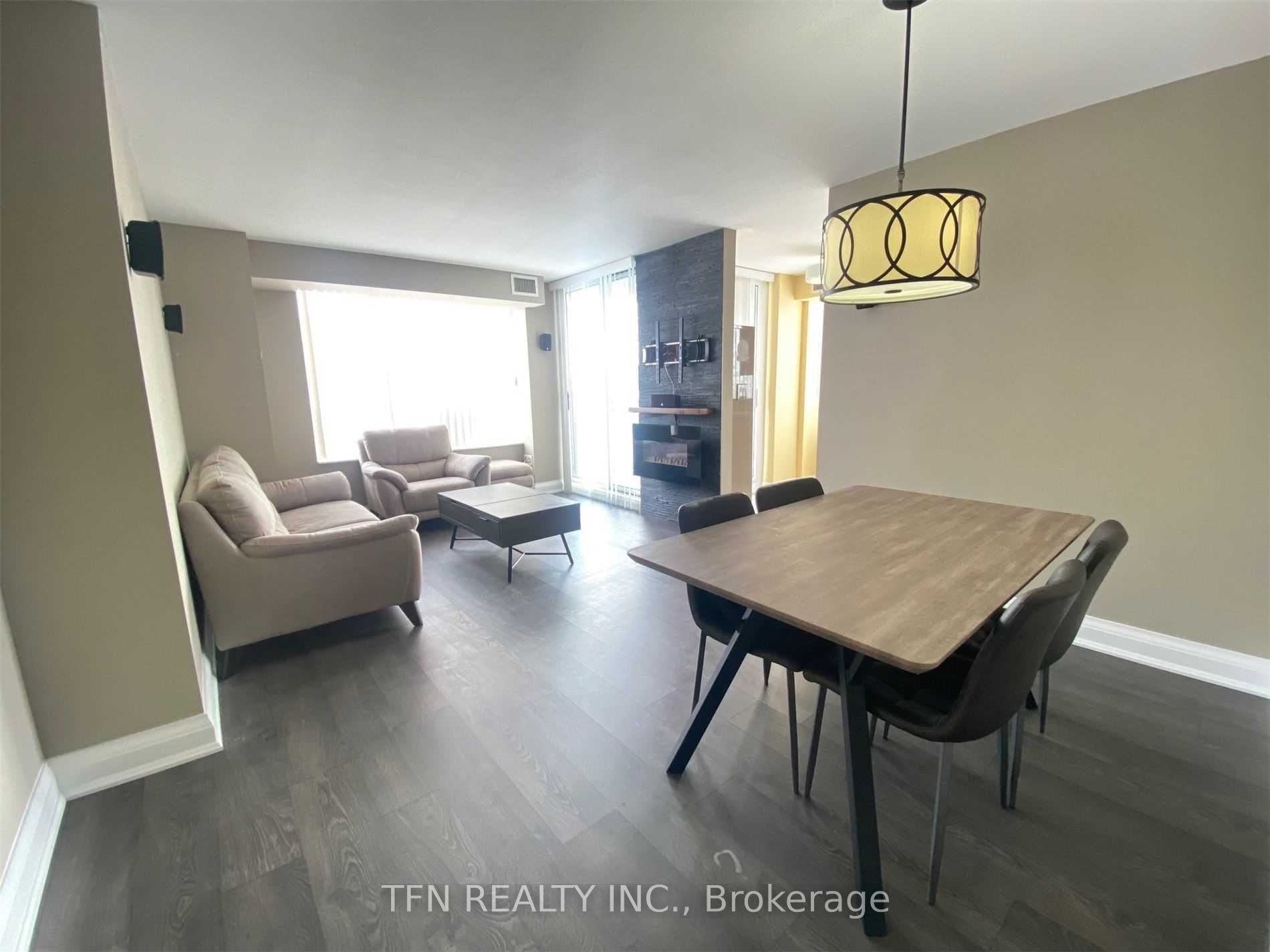 310 Red Maple Road 704, Richmond Hill, ON L4C 0T7 photo 4
