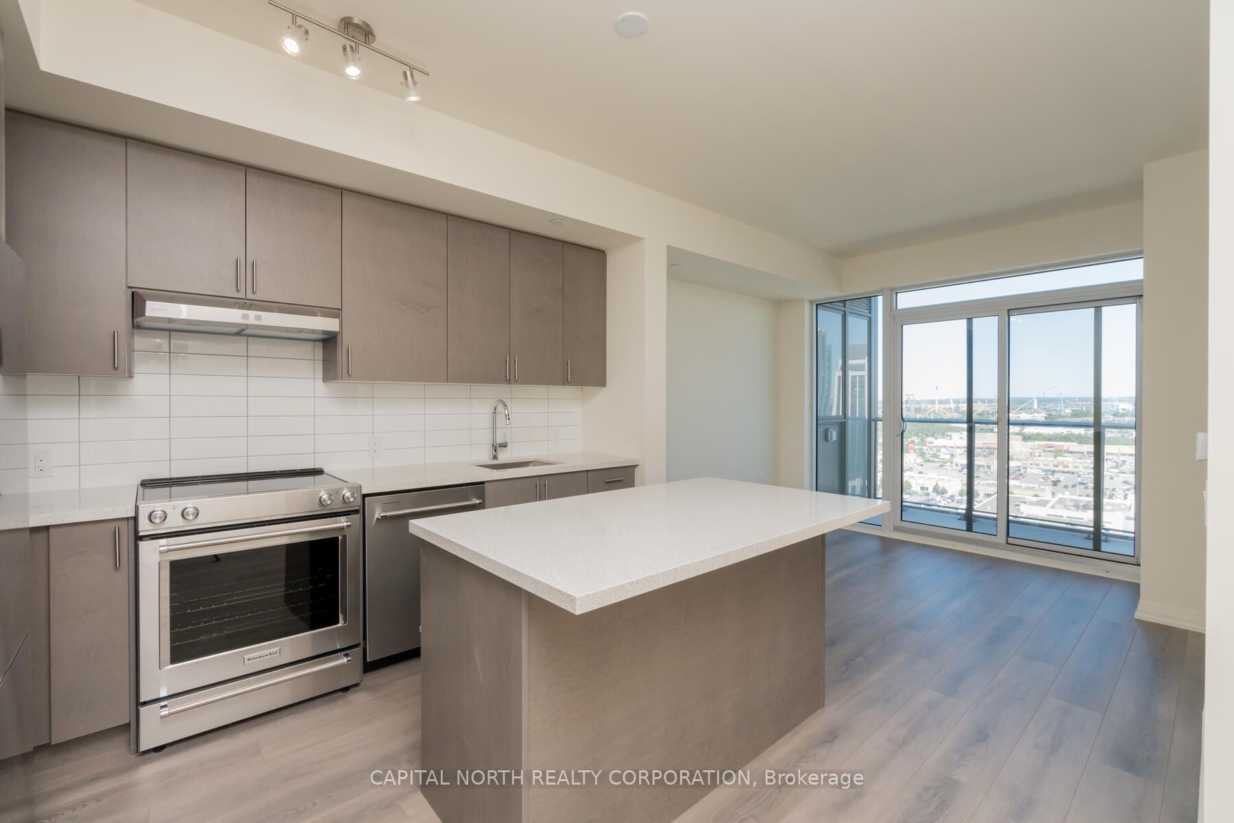9000 Jane Street 1609, Vaughan, ON L4K 0M6 photo 5
