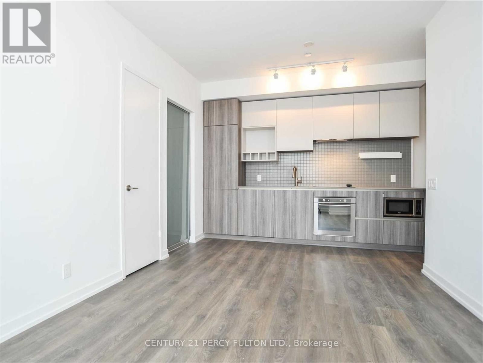 898 Portage Parkway 4012, Vaughan, ON L4K 0J7