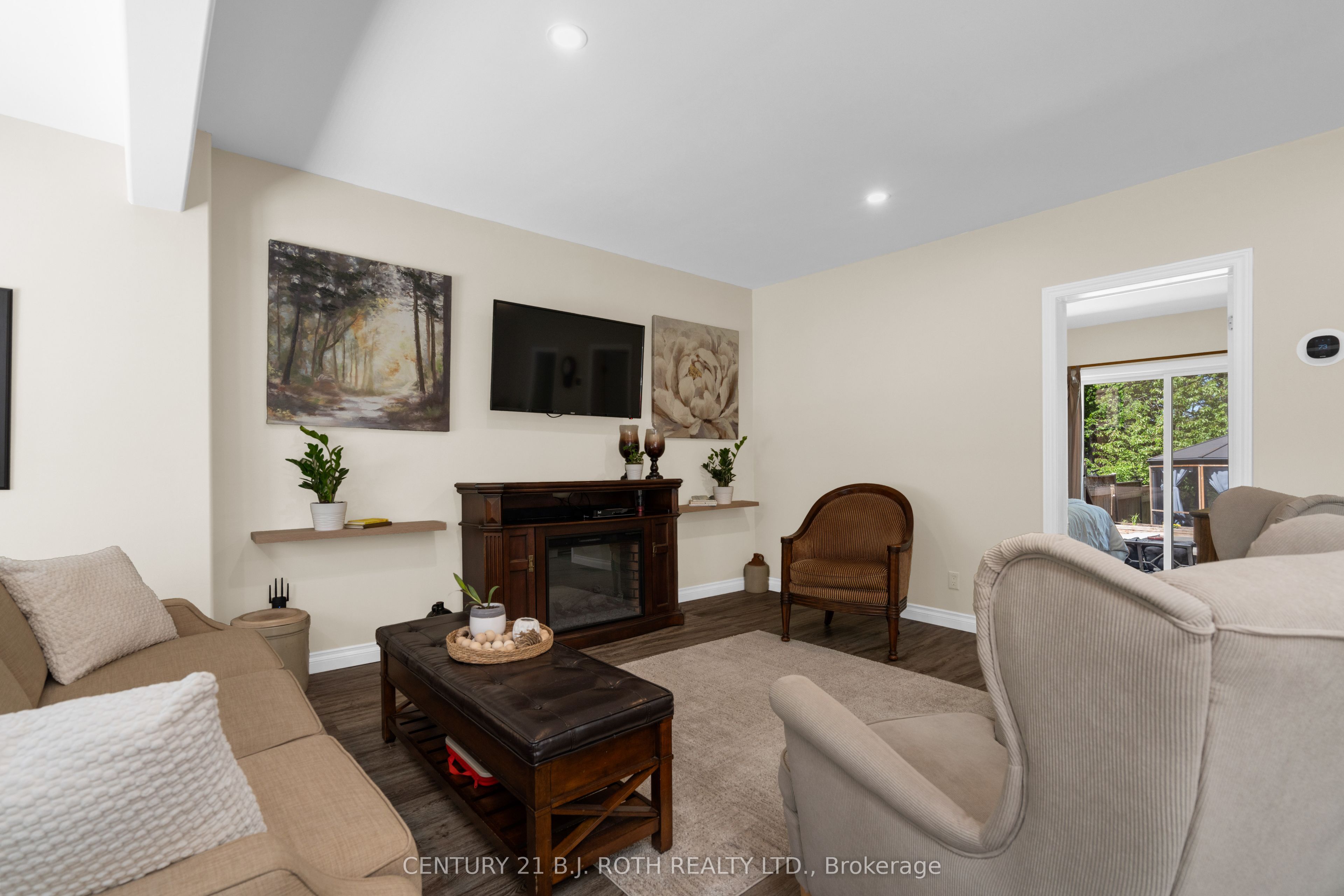 91 Elm Street, Essa, ON L0M 1B0 photo 5
