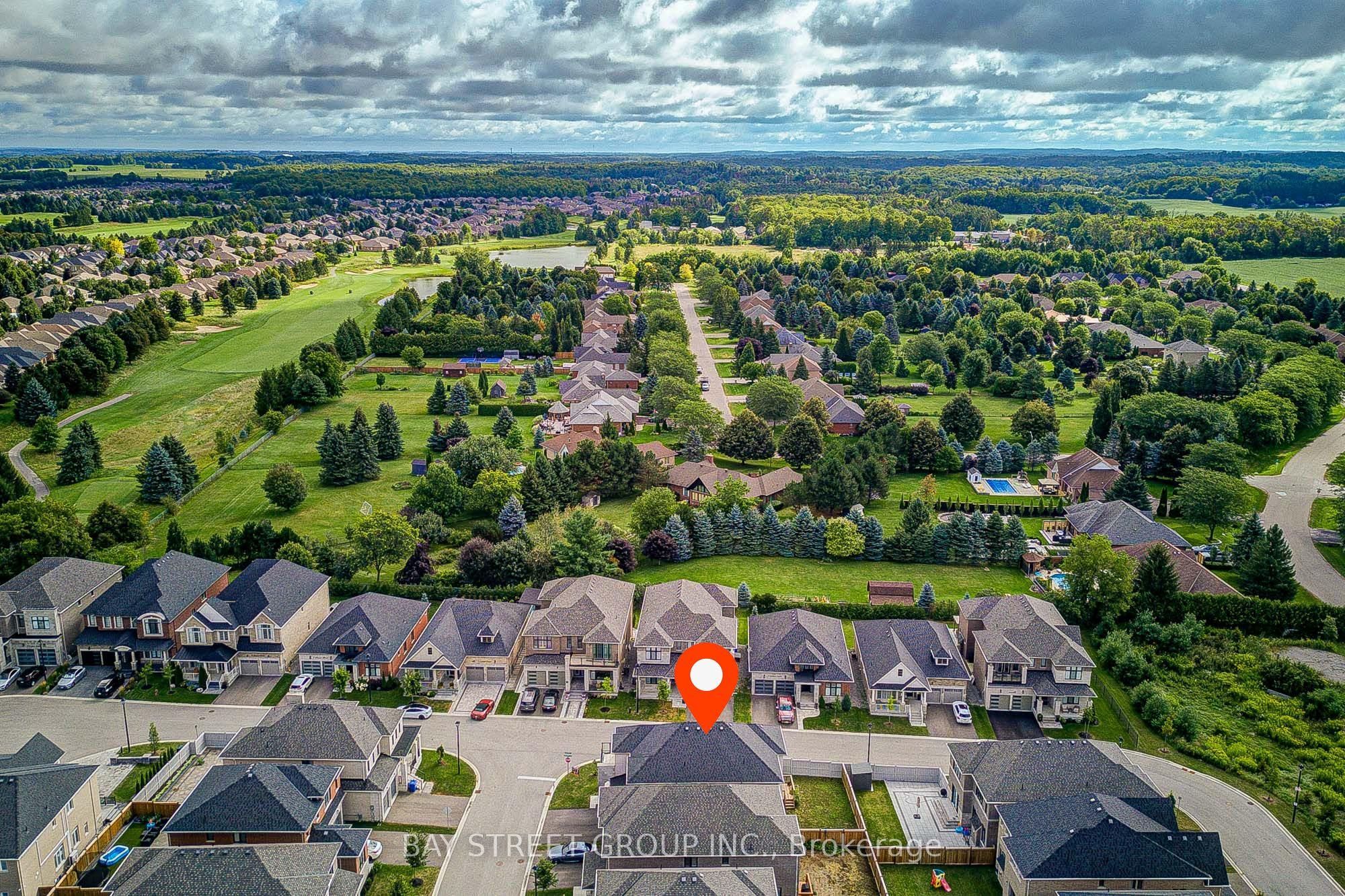 27 Hearthwood Gate, Whitchurch-Stouffville, ON L4A 4X1 photo 3