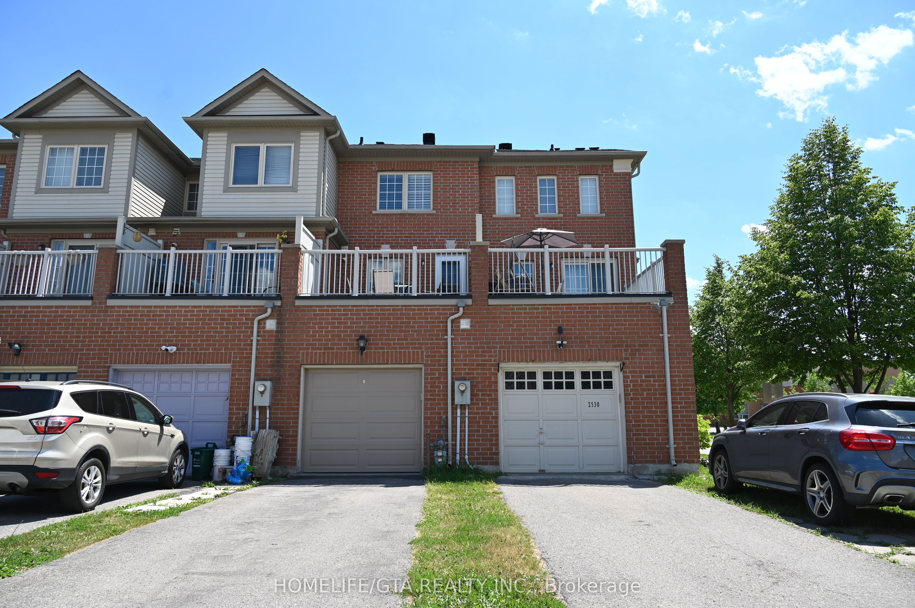 2532 Bur Oak Avenue, Markham, ON L6B 1H2 photo 2
