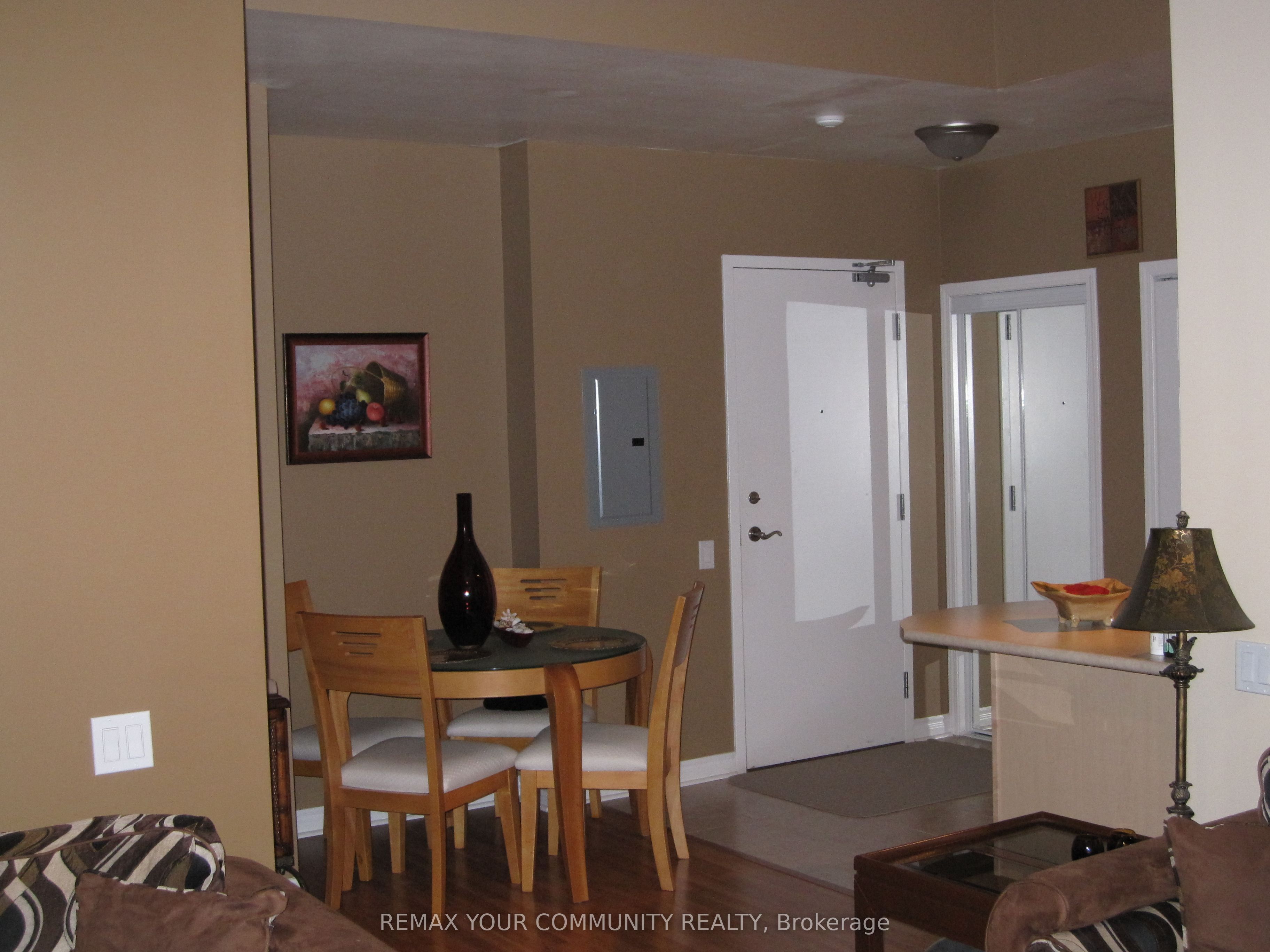 11121 Yonge Street 112, Richmond Hill, ON L4C 0S7 photo 4