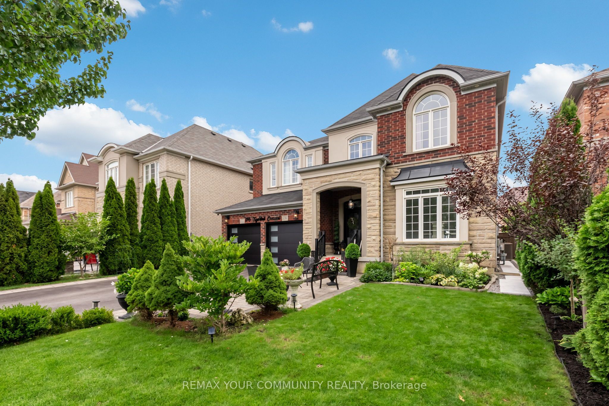 176 Tigertail Crescent, Bradford West Gwillimbury, ON L3Z 0M4 photo 3