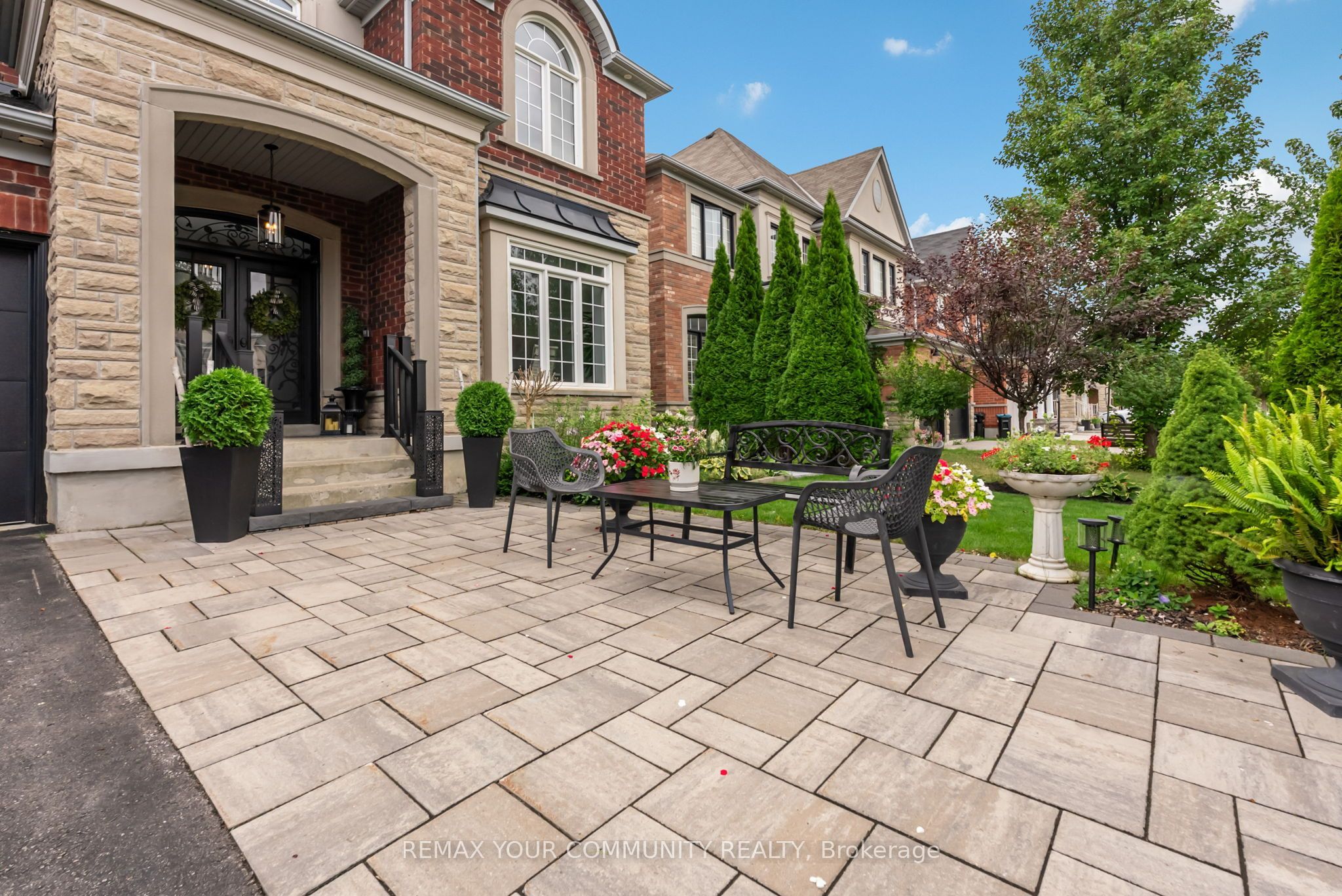 176 Tigertail Crescent, Bradford West Gwillimbury, ON L3Z 0M4 photo 4