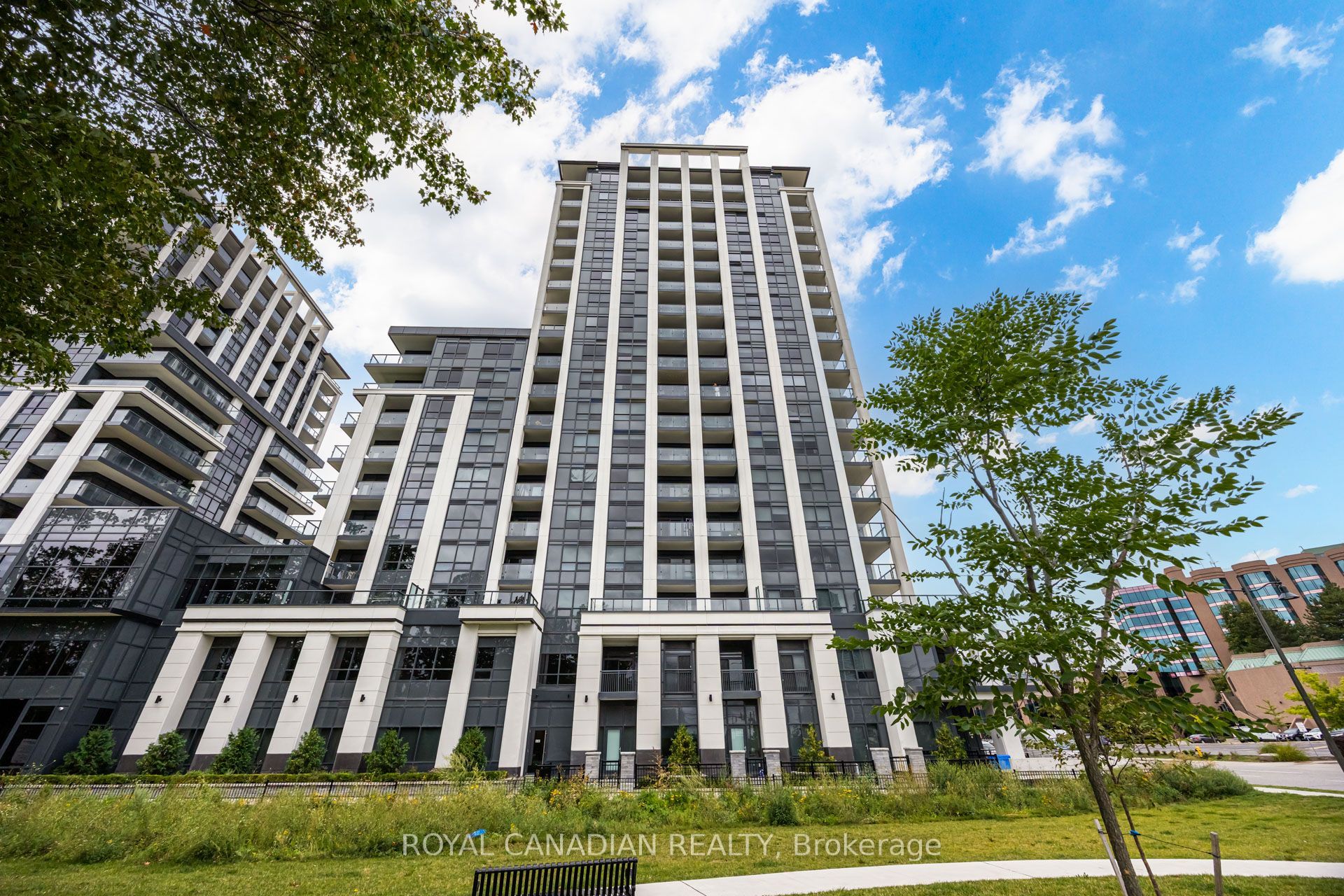 9 Clegg Road 902, Markham, ON L6G 0H3 photo 4