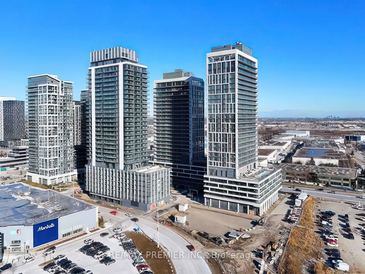 8960 Jane Street 412, Vaughan, ON L4K 0N9