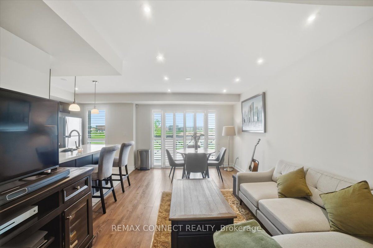 10 Westmeath Lane 2231, Markham, ON L6B 1N5 photo 2