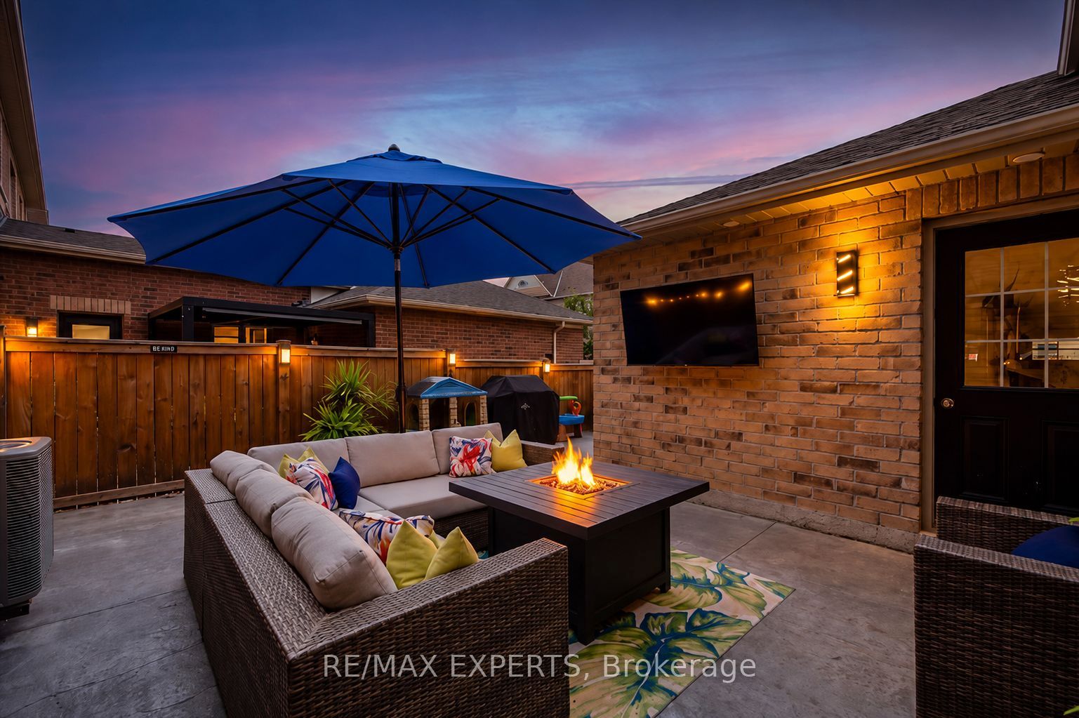 320 Barons Street, Vaughan, ON L4H 4H4