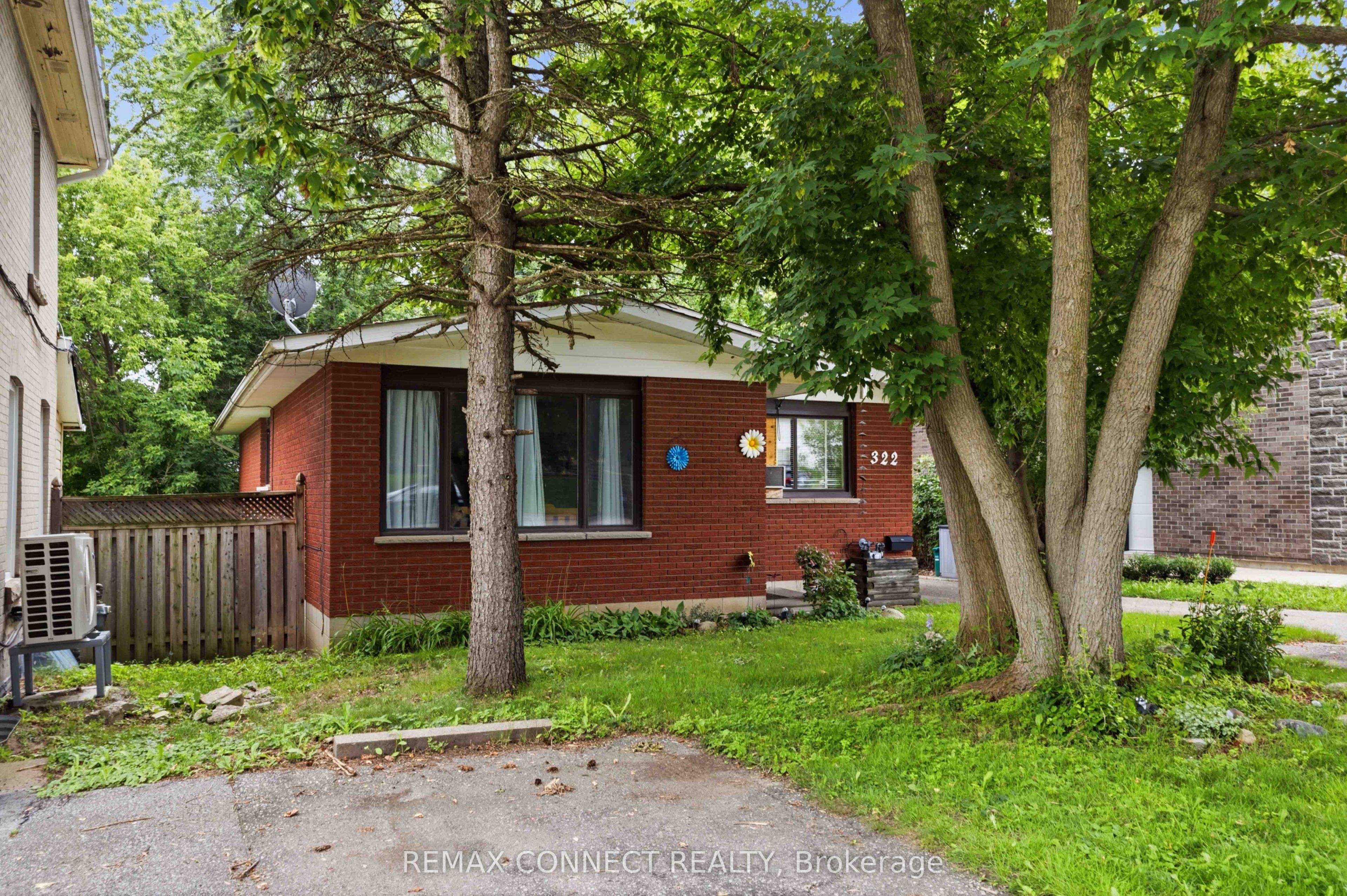 322 Andrew Street, Newmarket, ON L3Y 1H3 photo 2