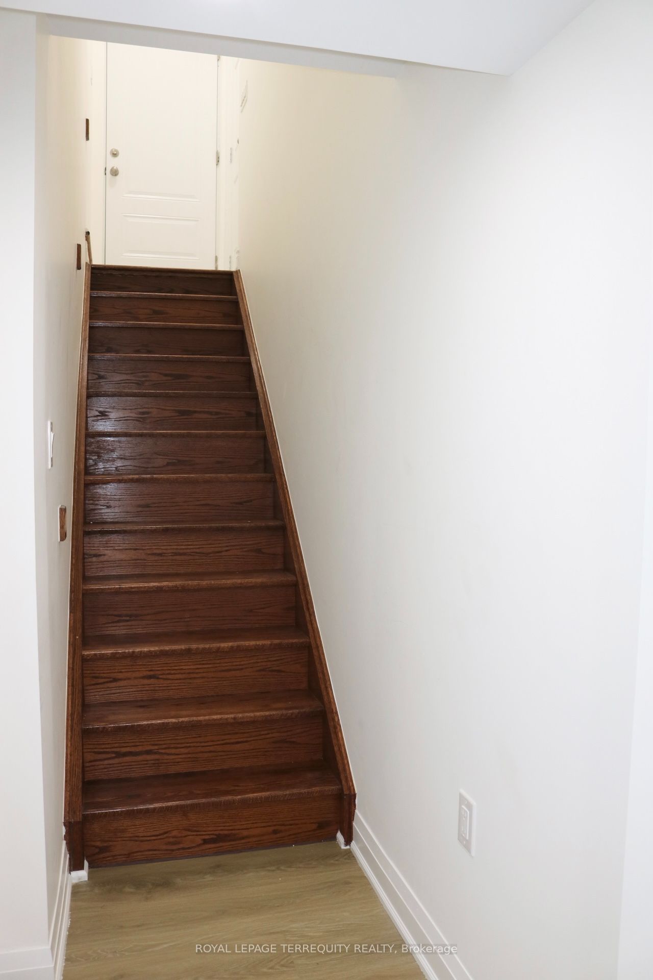 131 Trammel Drive Bsmt room 3, Vaughan, ON L4H 0W2 photo 4