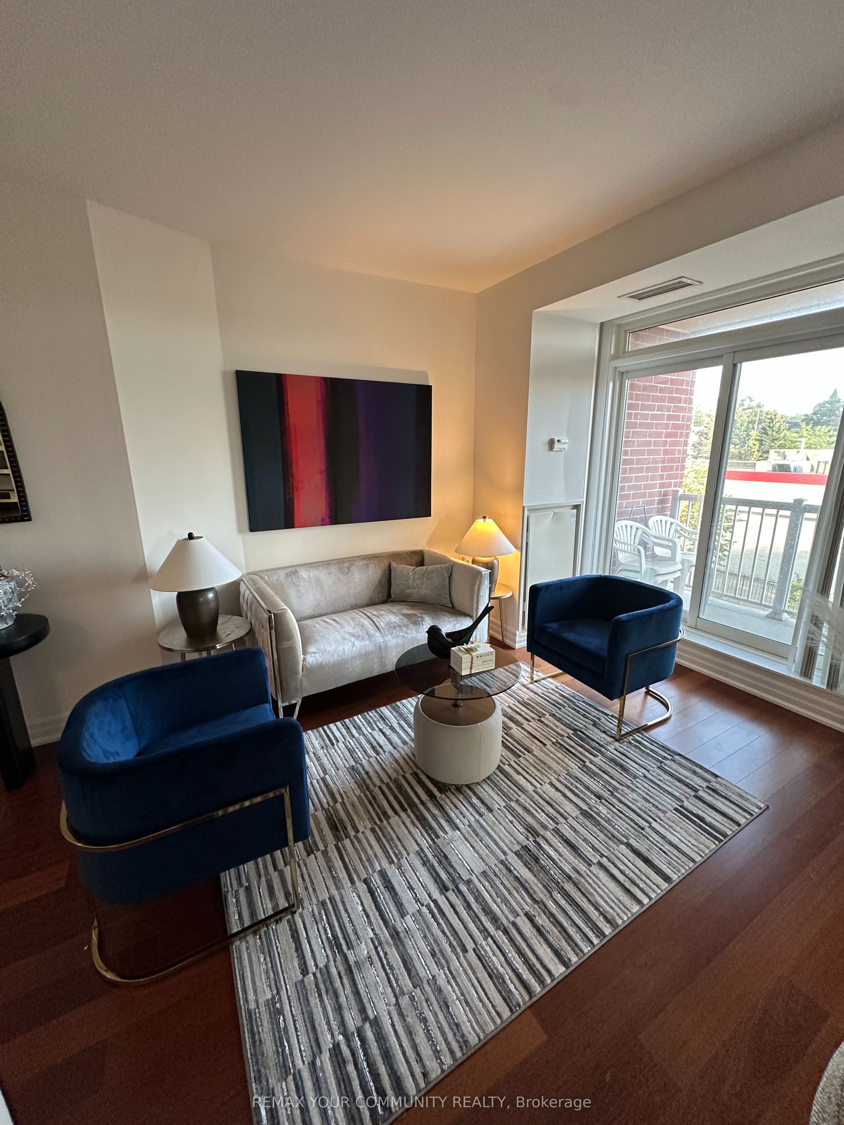 15450 Yonge Street 205, Aurora, ON L4G 0K1 photo 5