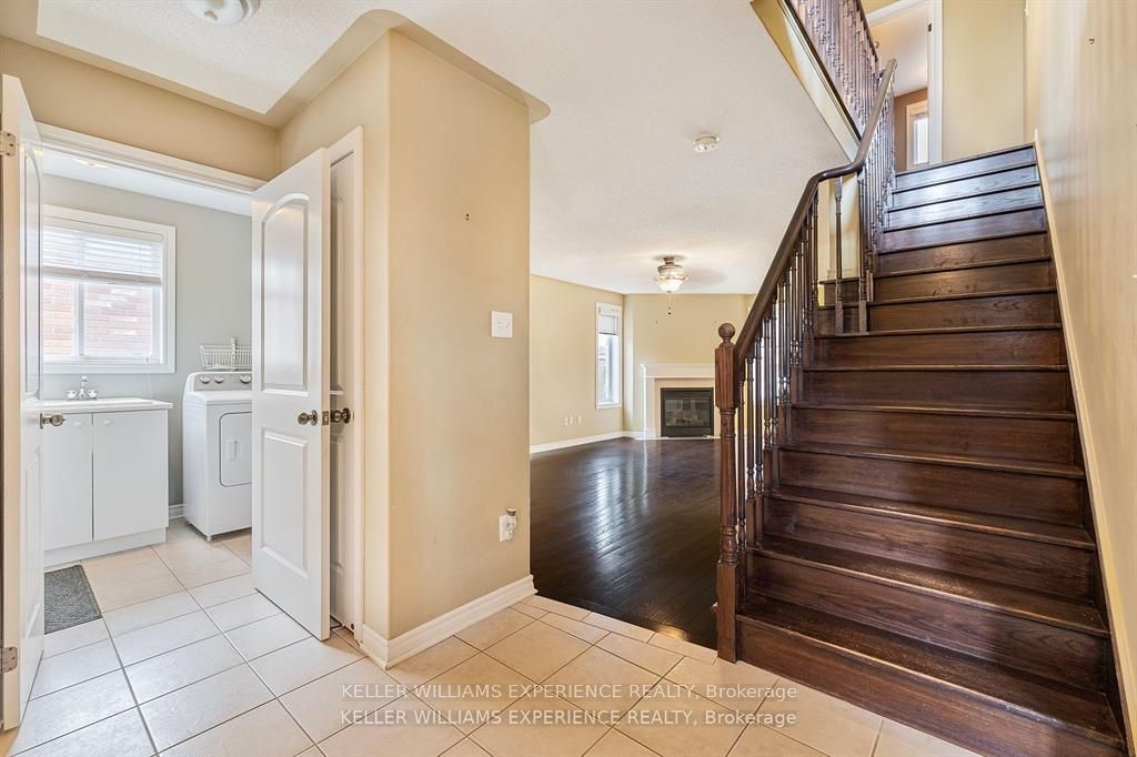 59 Mike Hart Drive, Essa, ON L0M 1B4 photo 5