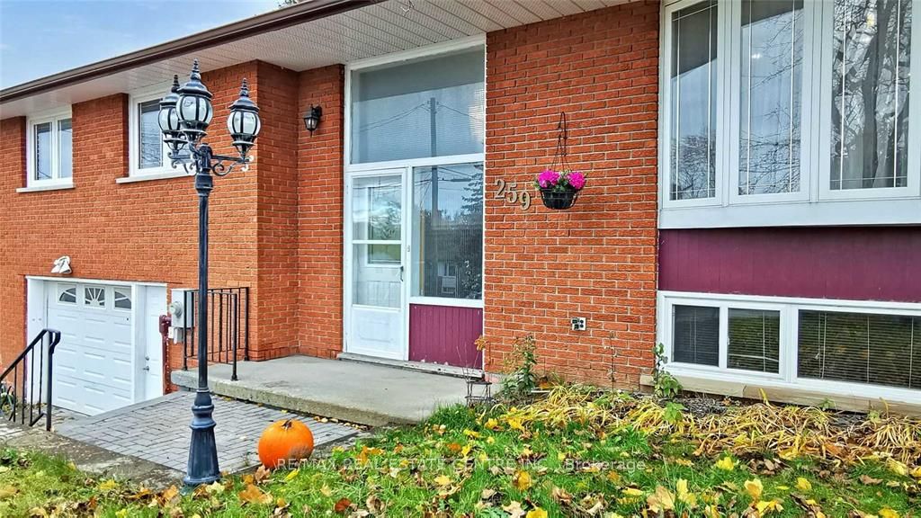 259 Simcoe Road, Bradford West Gwillimbury, ON L3Z 1Y5 photo 2