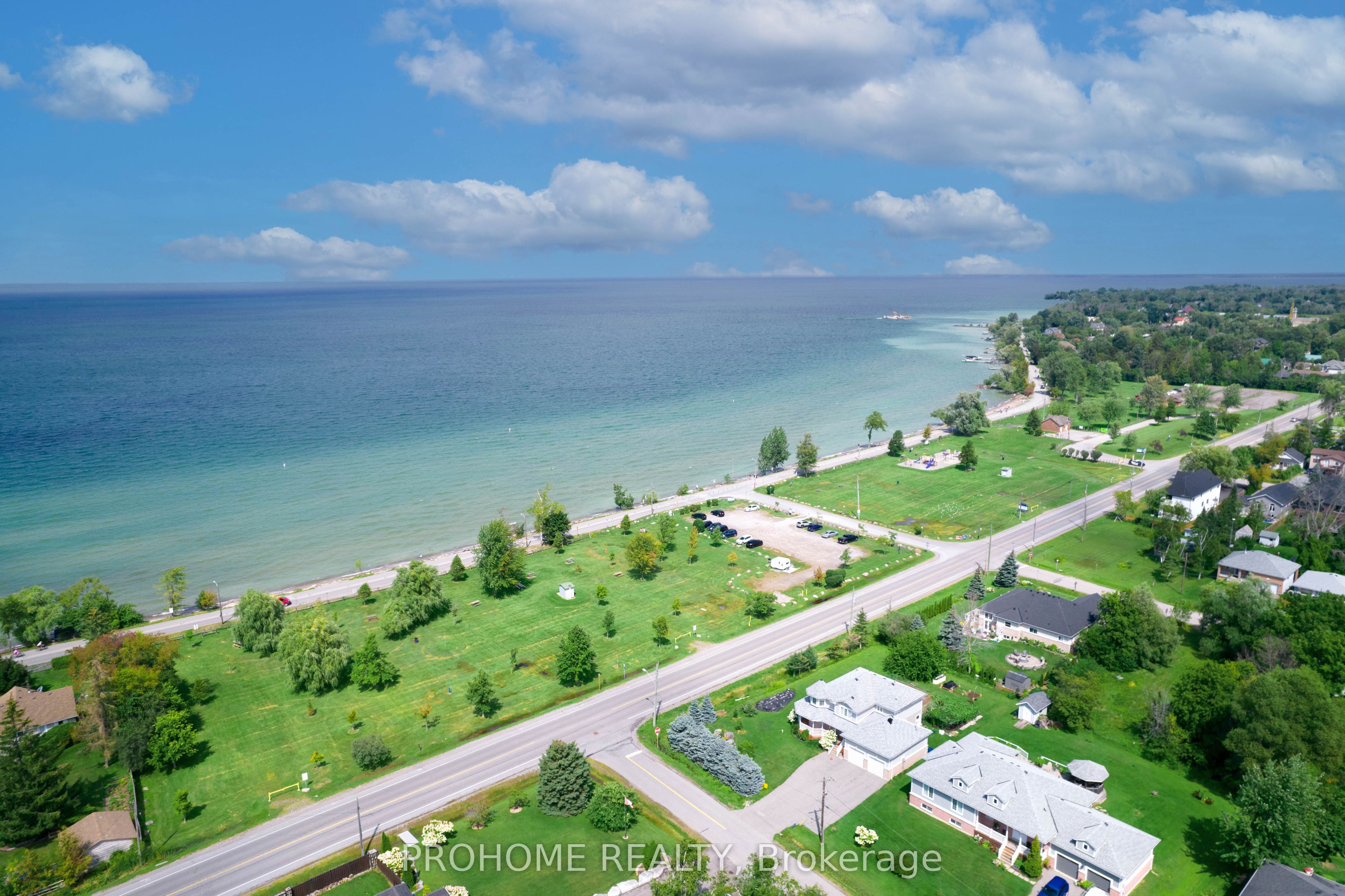 10 Joel Avenue, Georgina, ON L0E 1S0