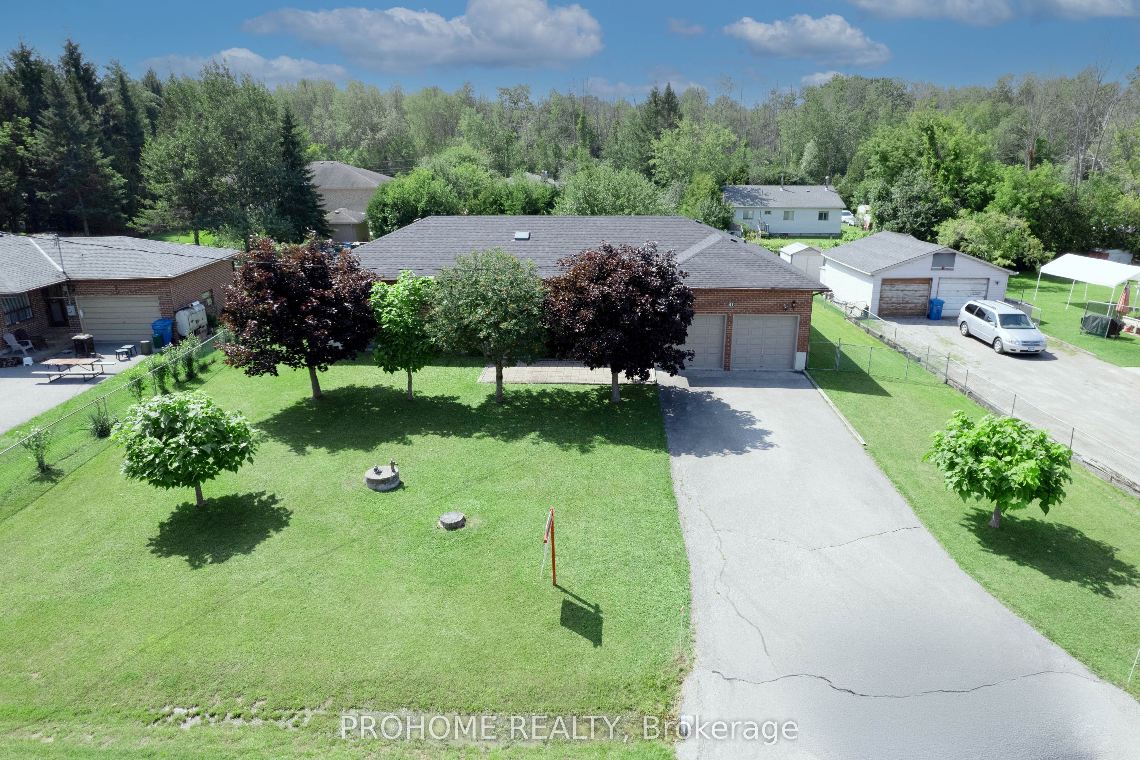 10 Joel Avenue, Georgina, ON L0E 1S0 photo 3