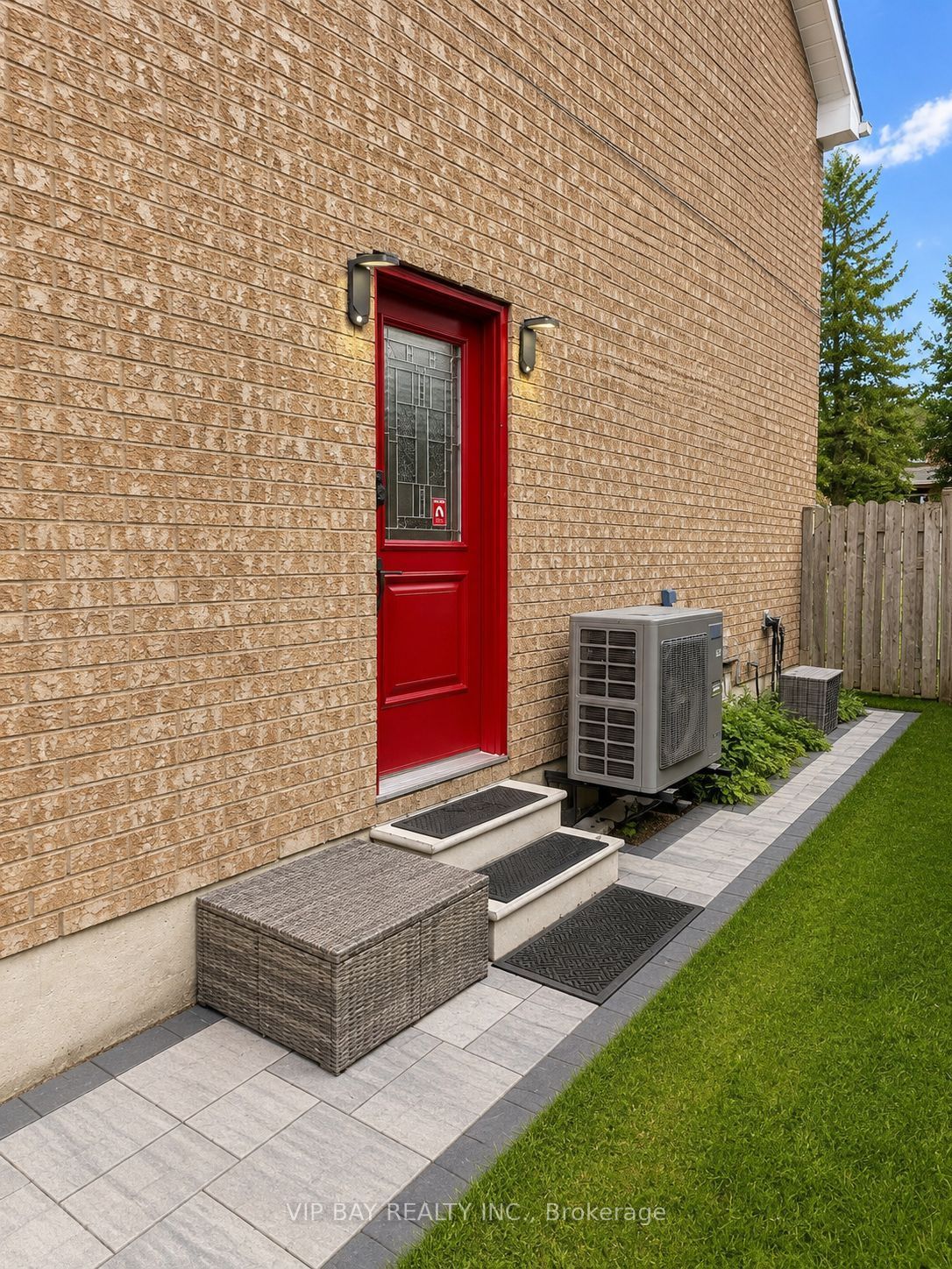 48 Verona Crescent Lower, Georgina, ON L4P 3N3 photo 3