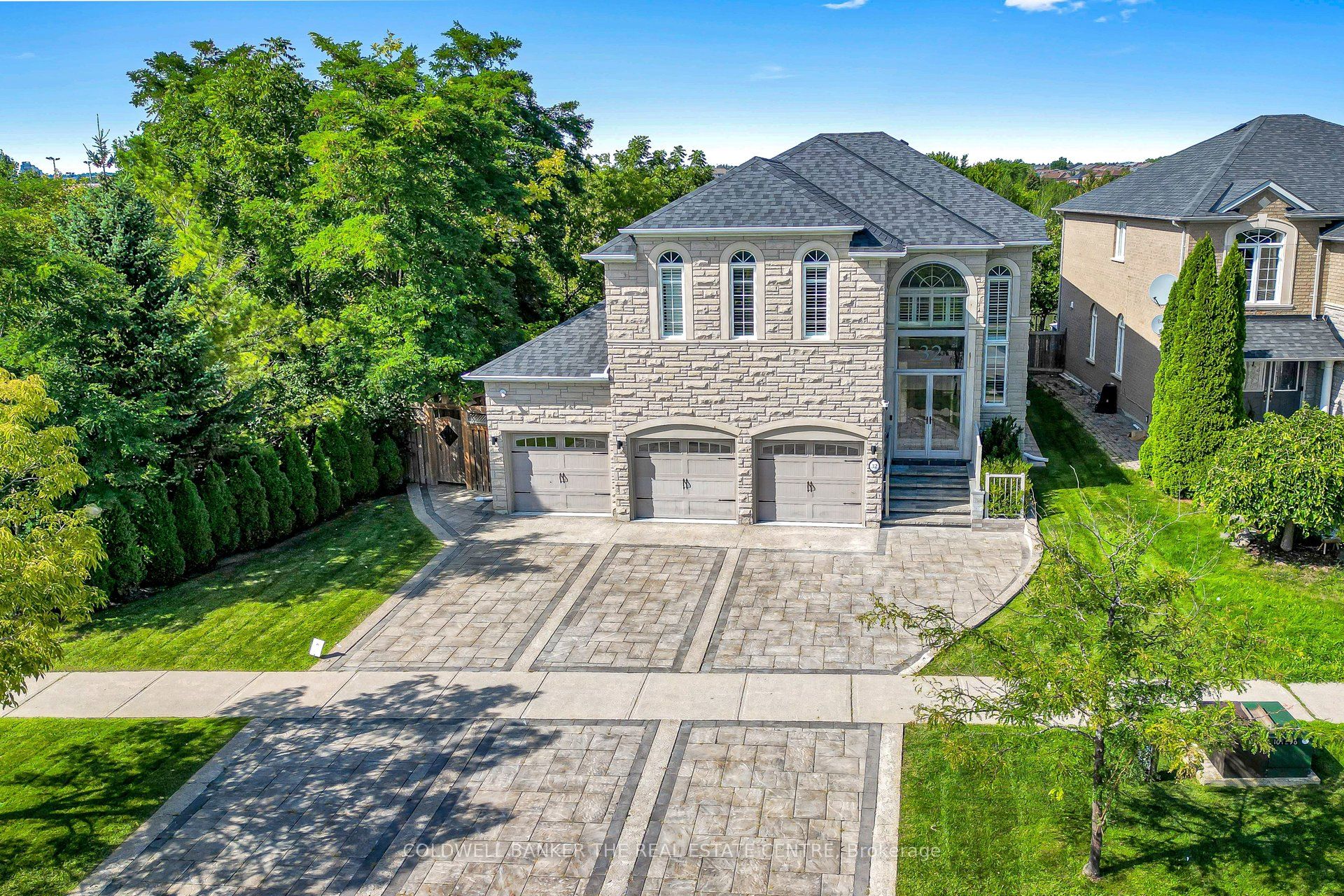 32 Princeton Avenue, Richmond Hill, ON L4S 2E3