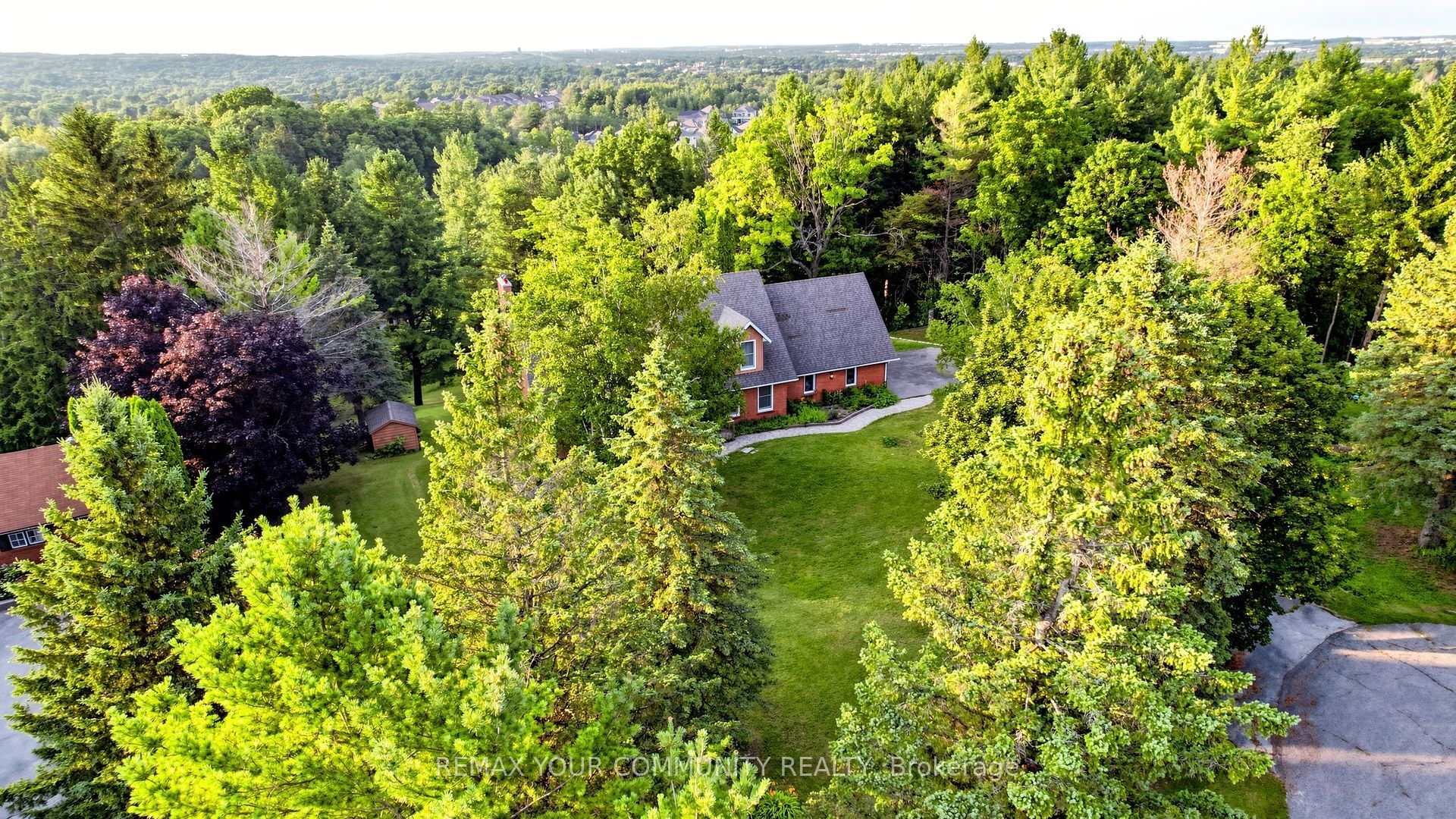 243 Ridge Road, Aurora, ON L4G 0M3 photo 5