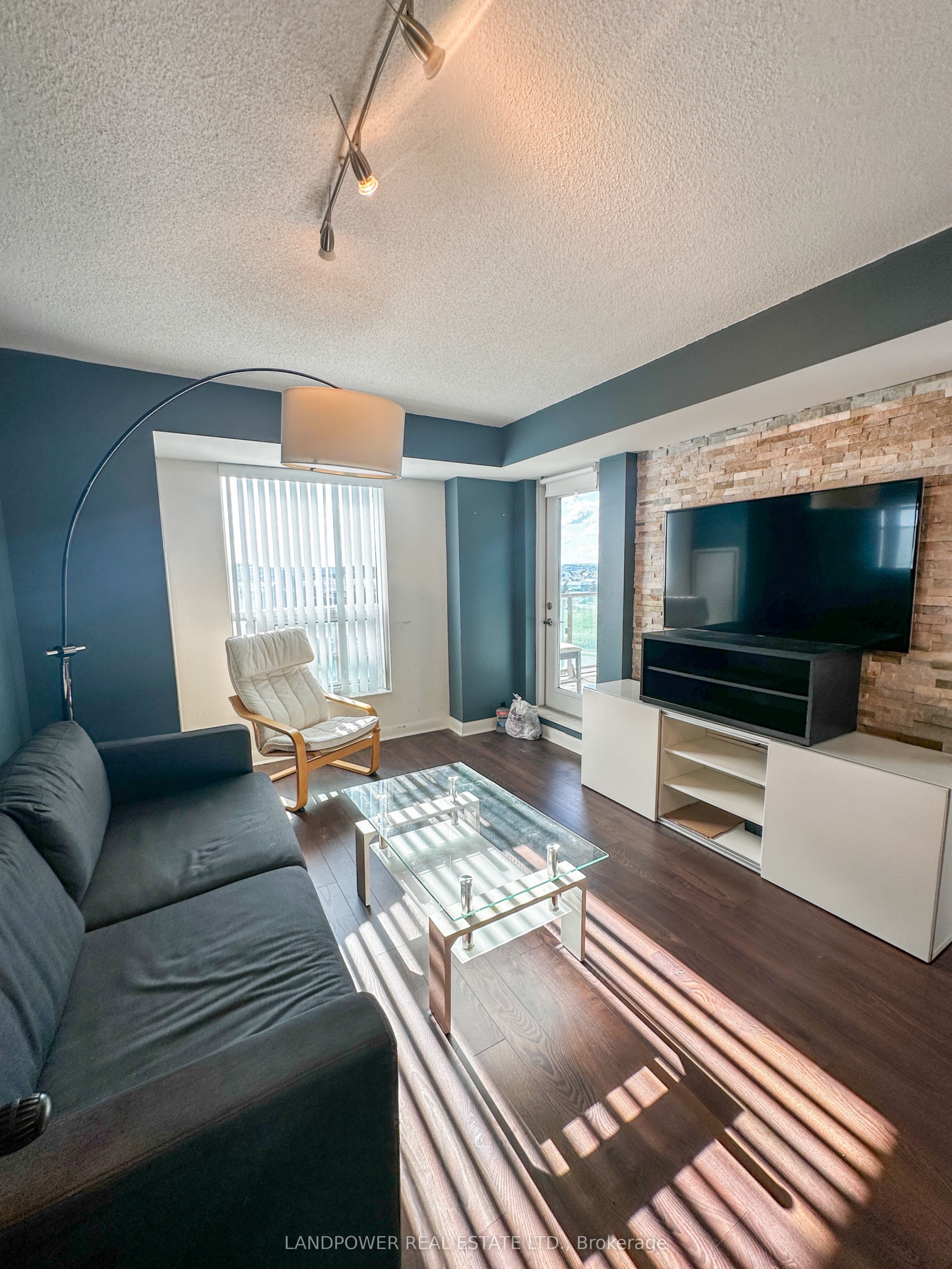 75 Norman Bethune Avenue 504, Richmond Hill, ON L4B 0B6 photo 2