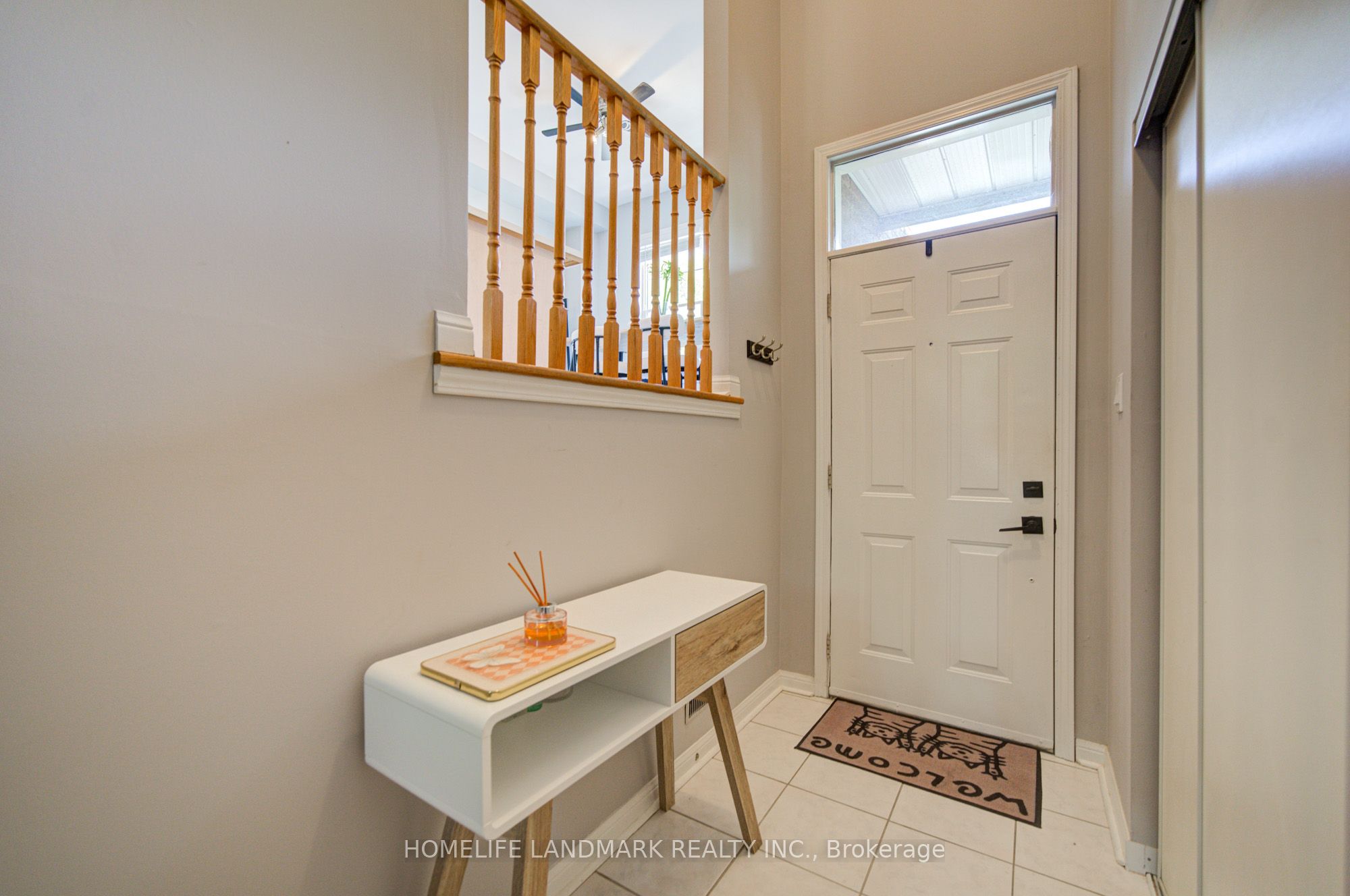 545 Bondi Avenue, Newmarket, ON L3Y 8R5 photo 4