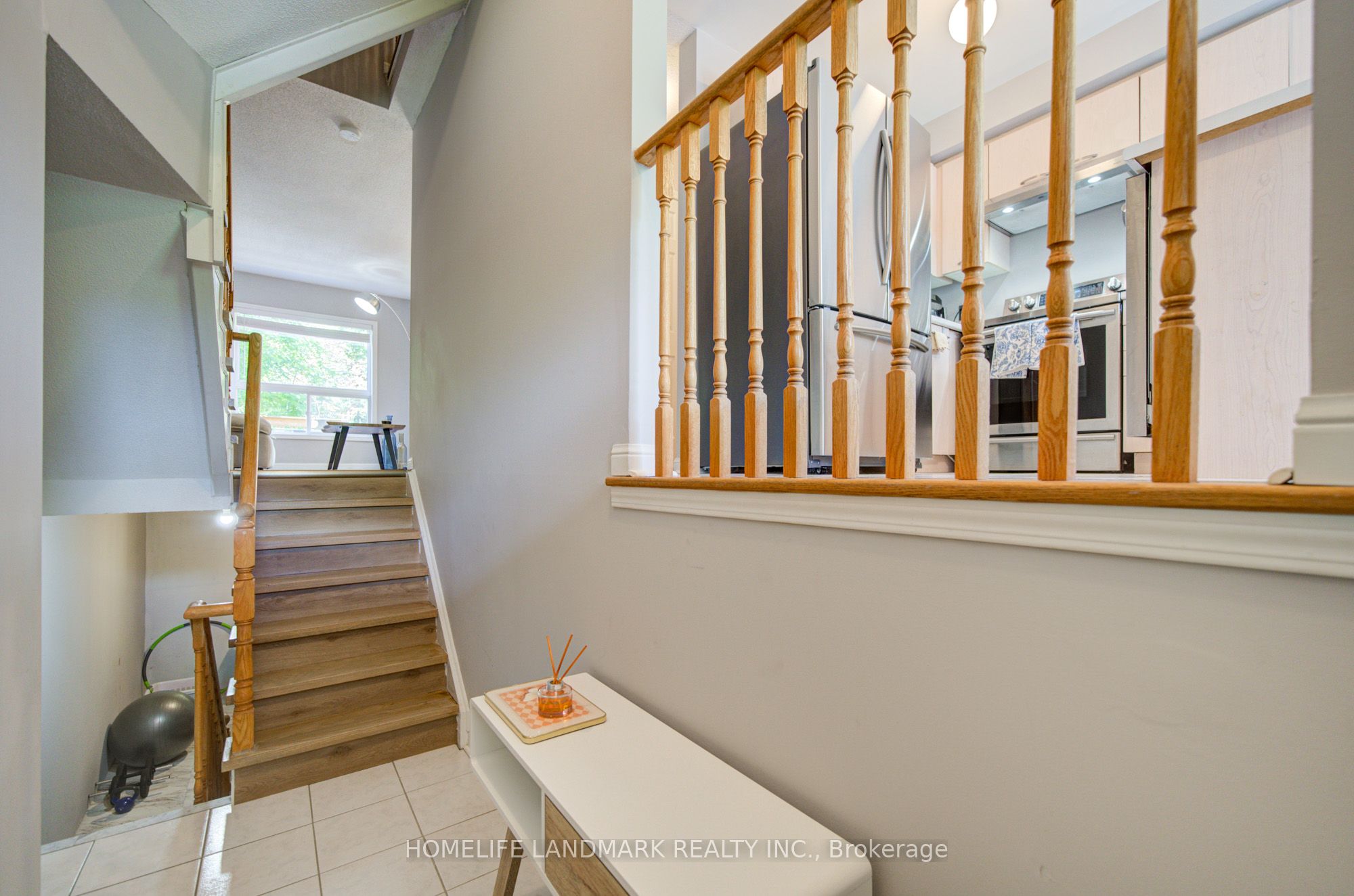 545 Bondi Avenue, Newmarket, ON L3Y 8R5 photo 5