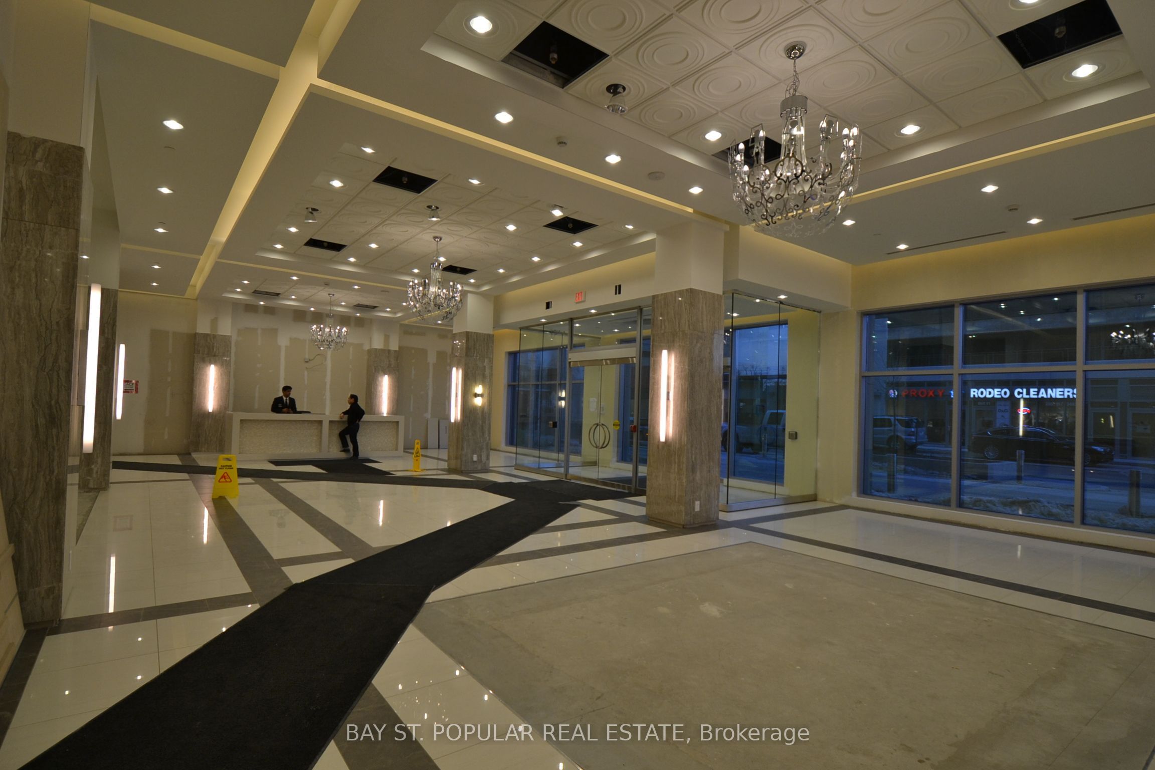 7171 Yonge Street 1810, Markham, ON L3T 0C5 photo 2