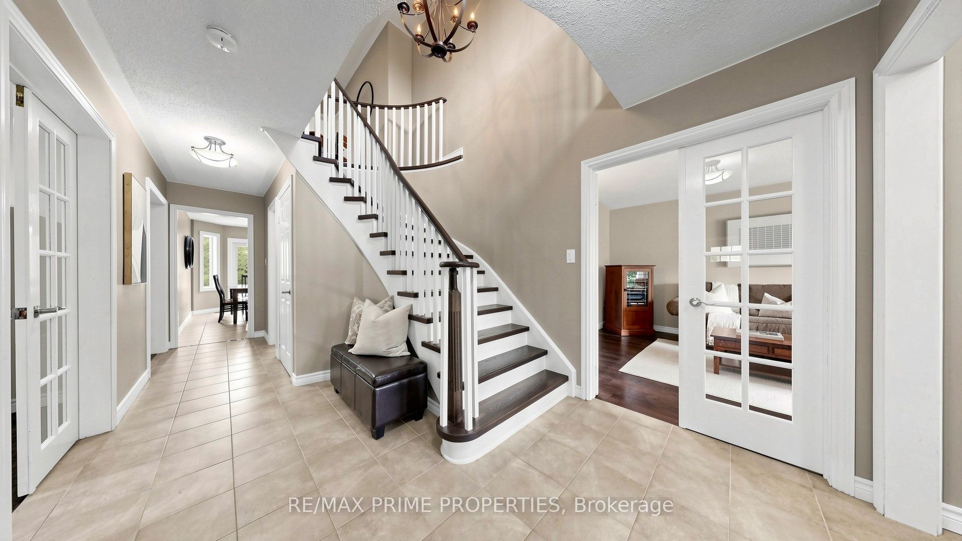 15 Marsh Street, Richmond Hill, ON L4C 7P5 photo 4