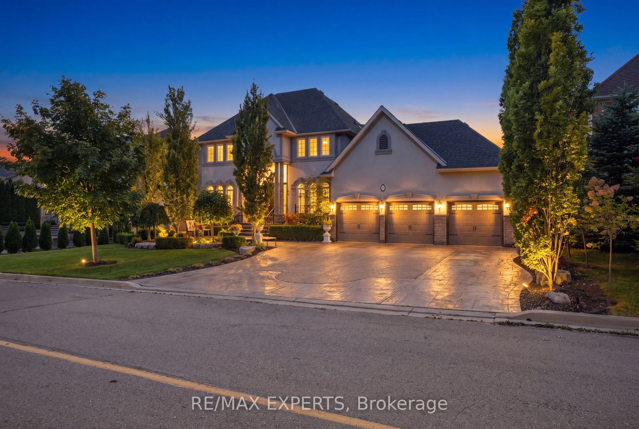 91 Hunterwood Chase, Vaughan, ON L6A 3S1 photo 2