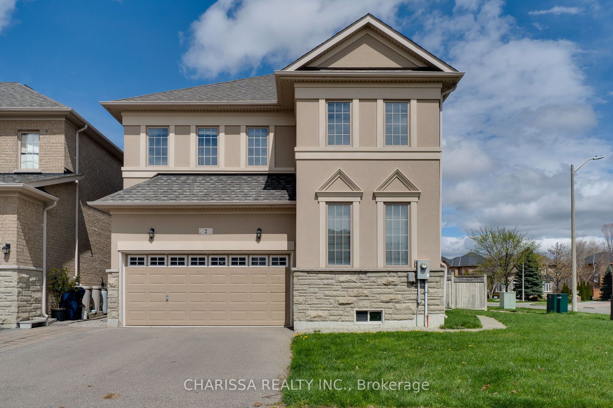2 HAWSTONE Road, Vaughan, ON L4H 4G5 photo 2