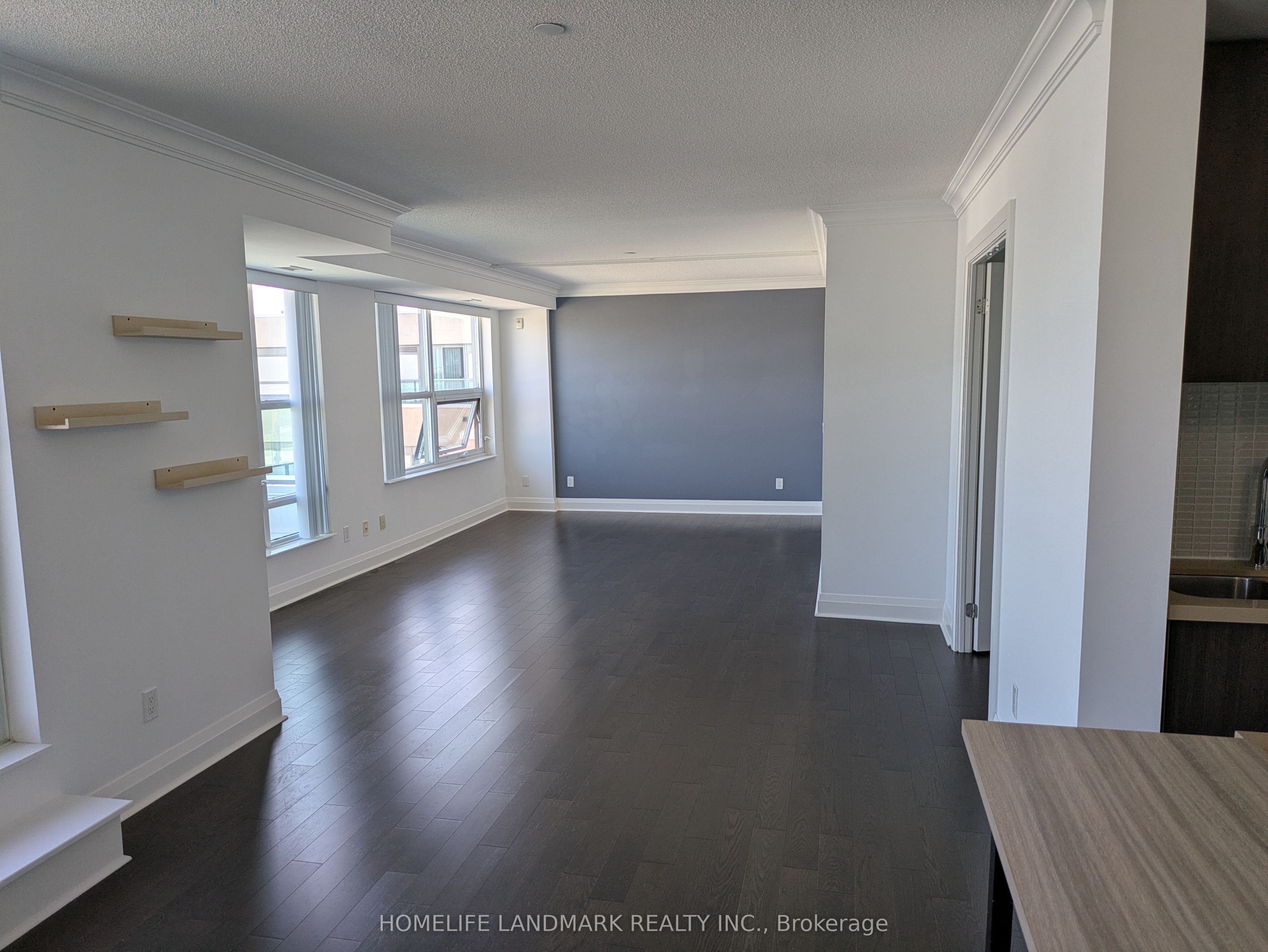 75 Norman Bethune Avenue 1008, Richmond Hill, ON L4B 0B6 photo 2