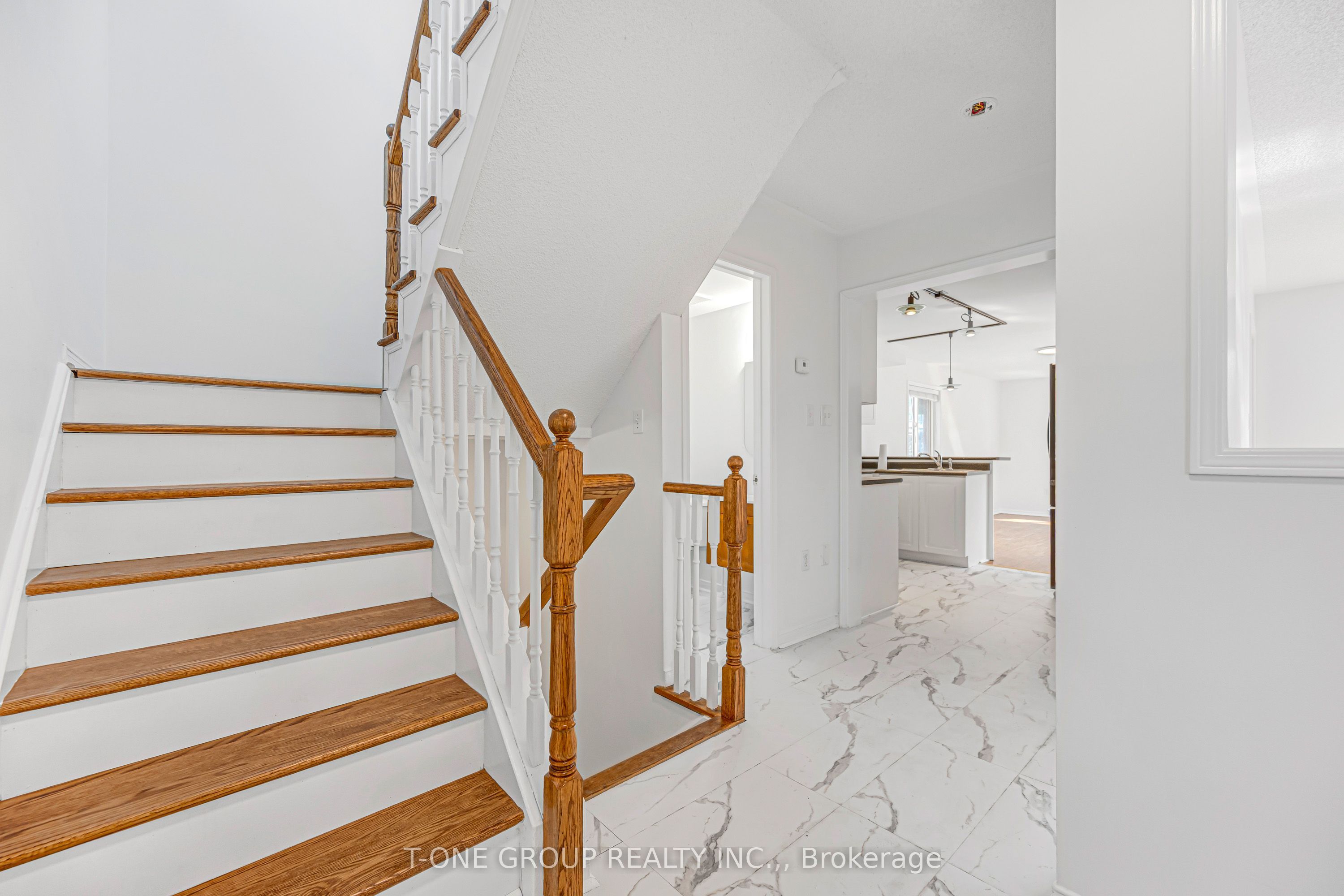 69 Smith Street, New Tecumseth, ON L9R 1Z9 photo 5
