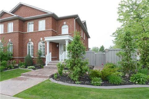 100 Castle Park Boulevard, Vaughan, ON L4H 2R7 photo 2