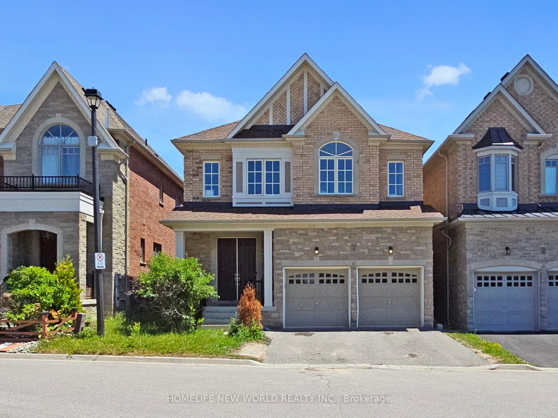 54 Thornapple Lane, Richmond Hill, ON L4E 1E7 photo 2