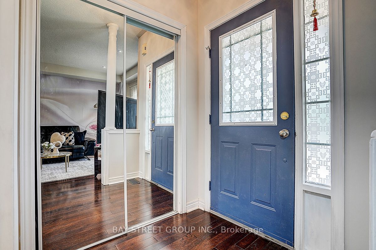54 Forestwood Street, Richmond Hill, ON L4S 2K3 photo 4