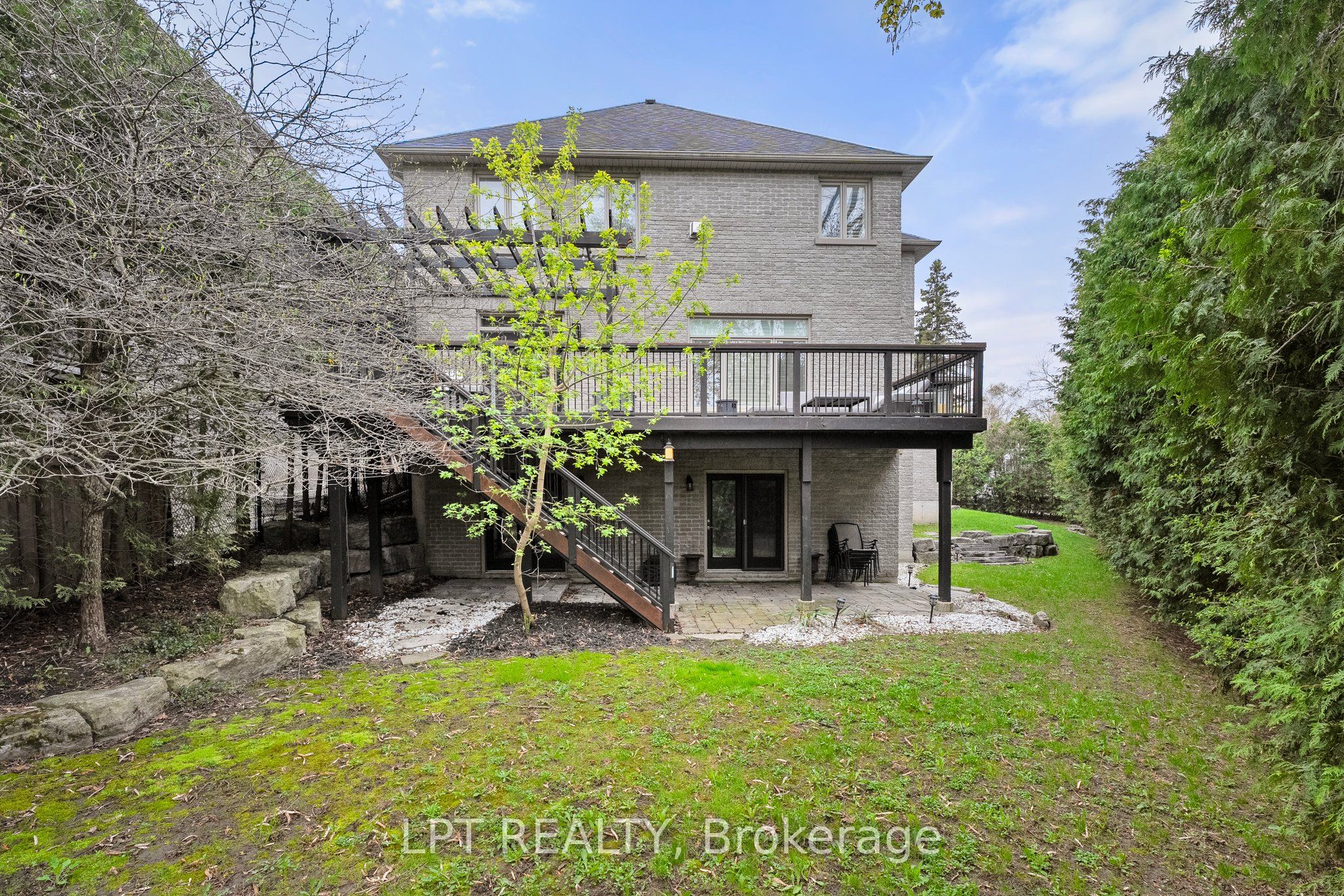 112 Tyler Street, Aurora, ON L4G 2N3 photo 4