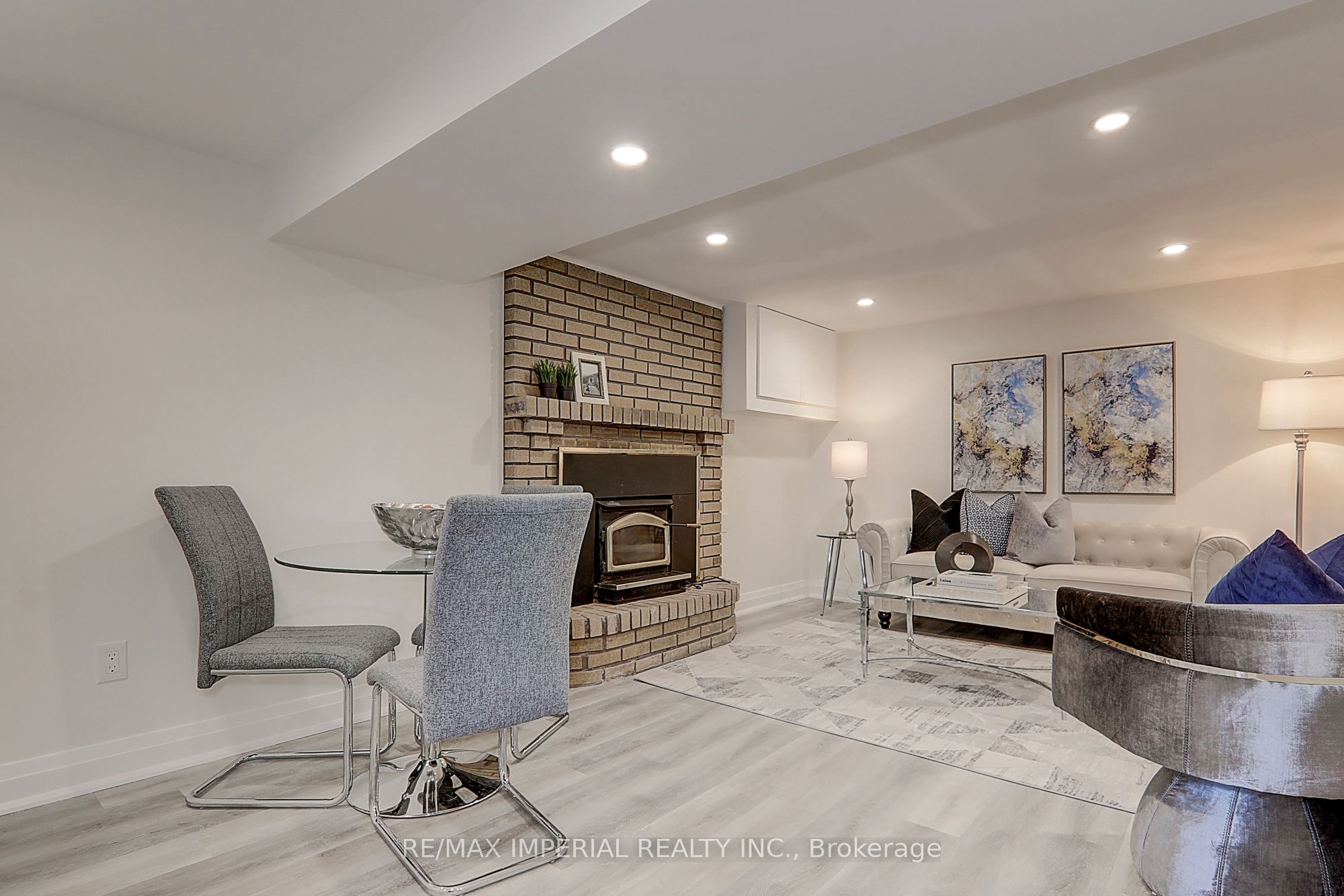 98 Belfry Drive, Newmarket, ON L3Y 3G1 photo 5