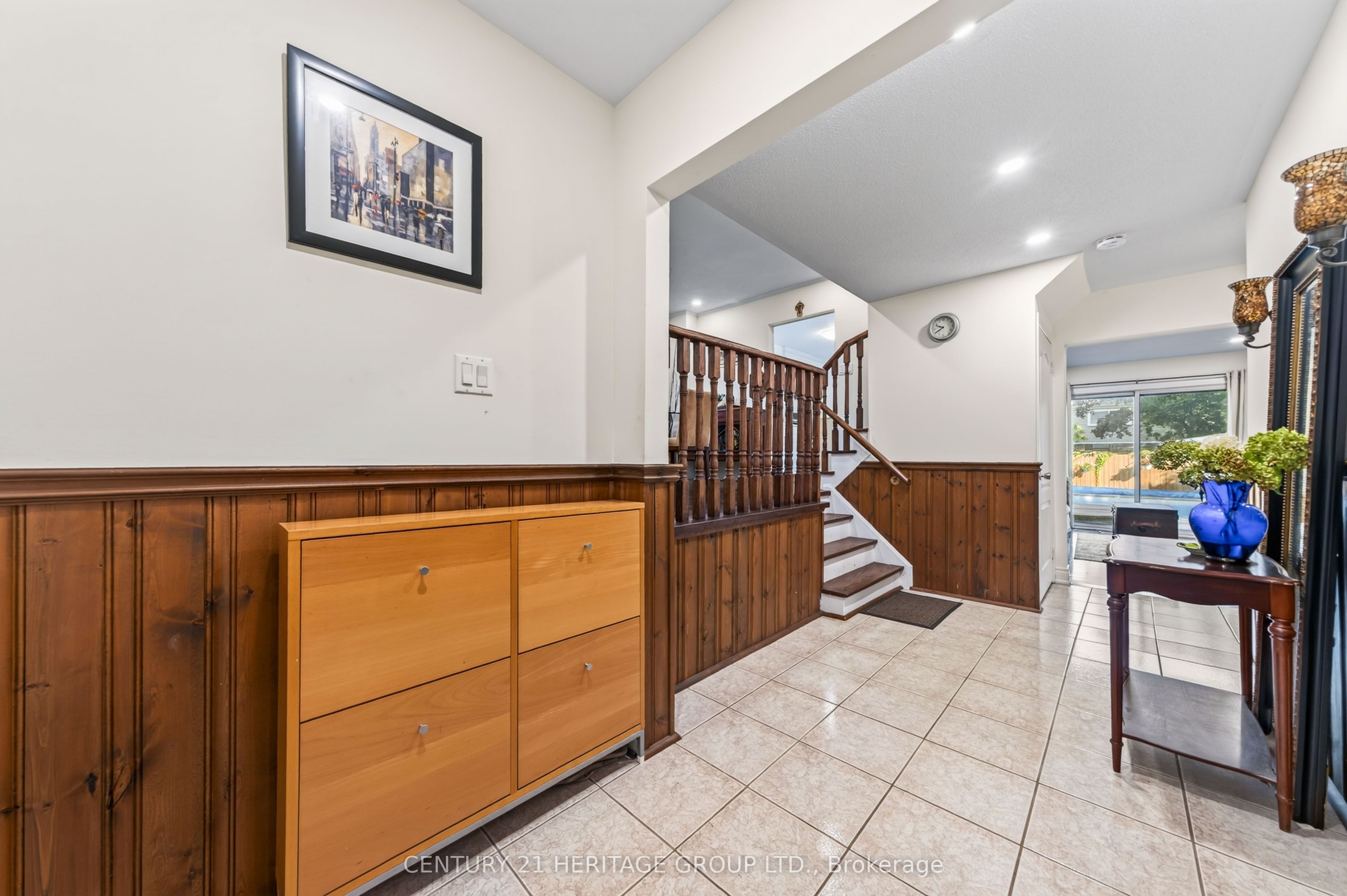 38 Kitsilano Crescent, Richmond Hill, ON L4C 5A5 photo 2