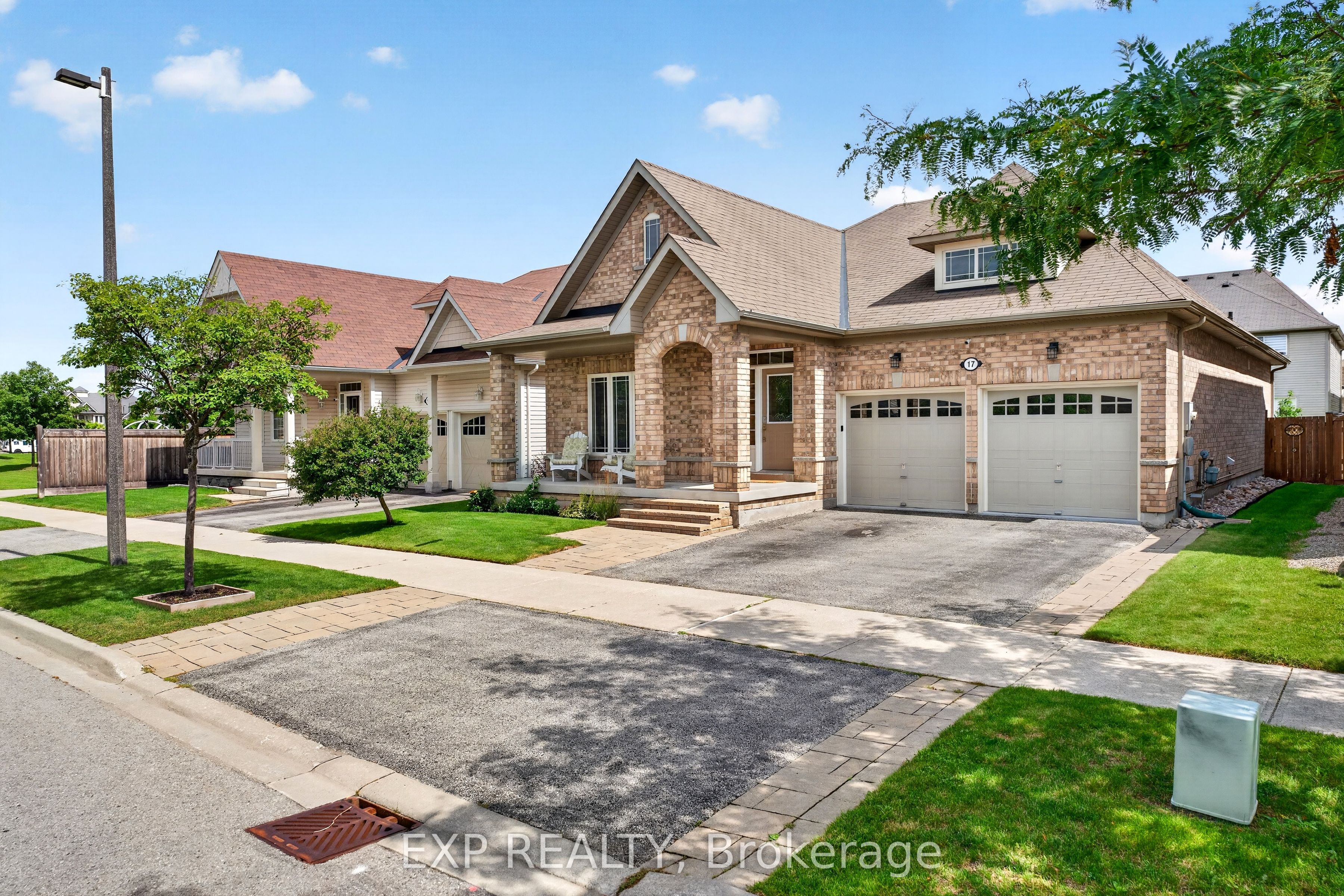 17 Wyndham Circle, Georgina, ON L0E 1R0 photo 3