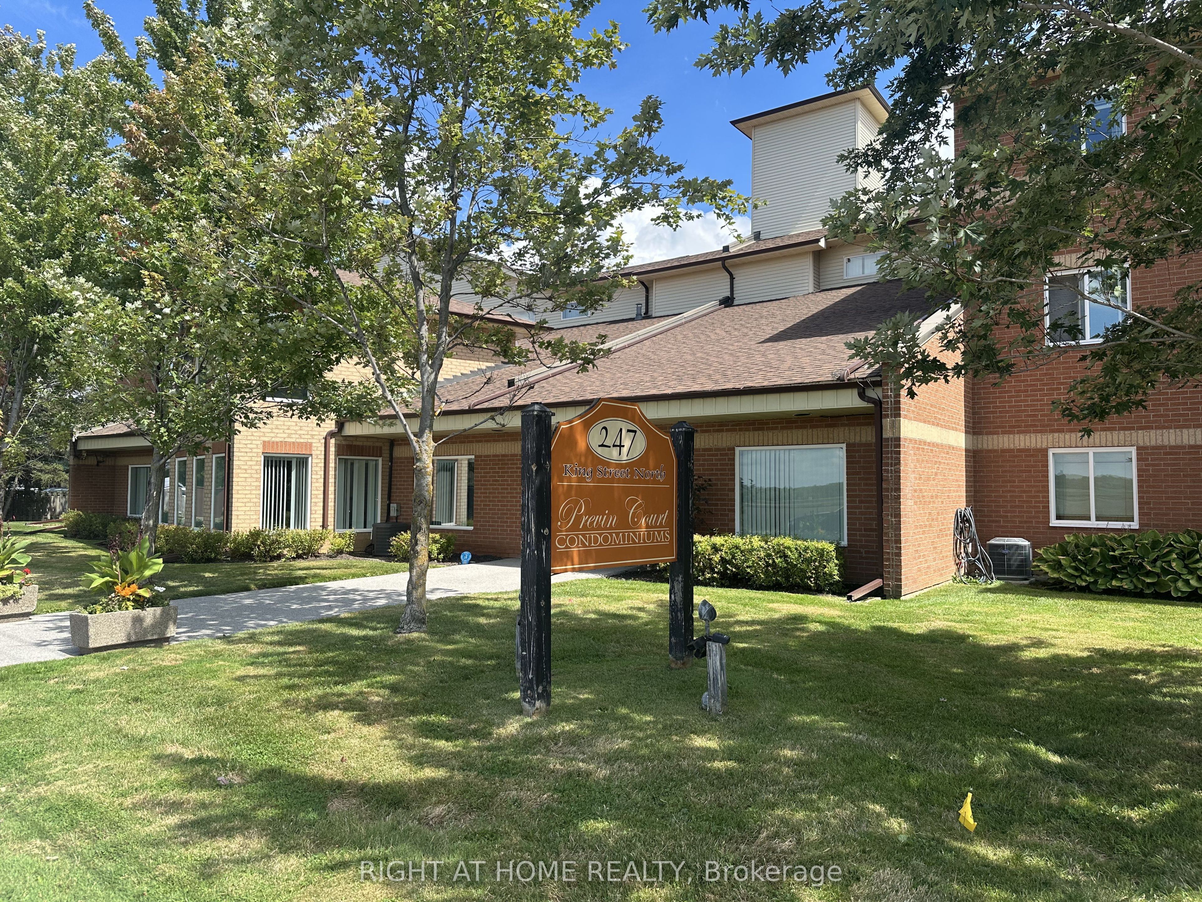 247 King Street 106, New Tecumseth, ON L9R 1N4