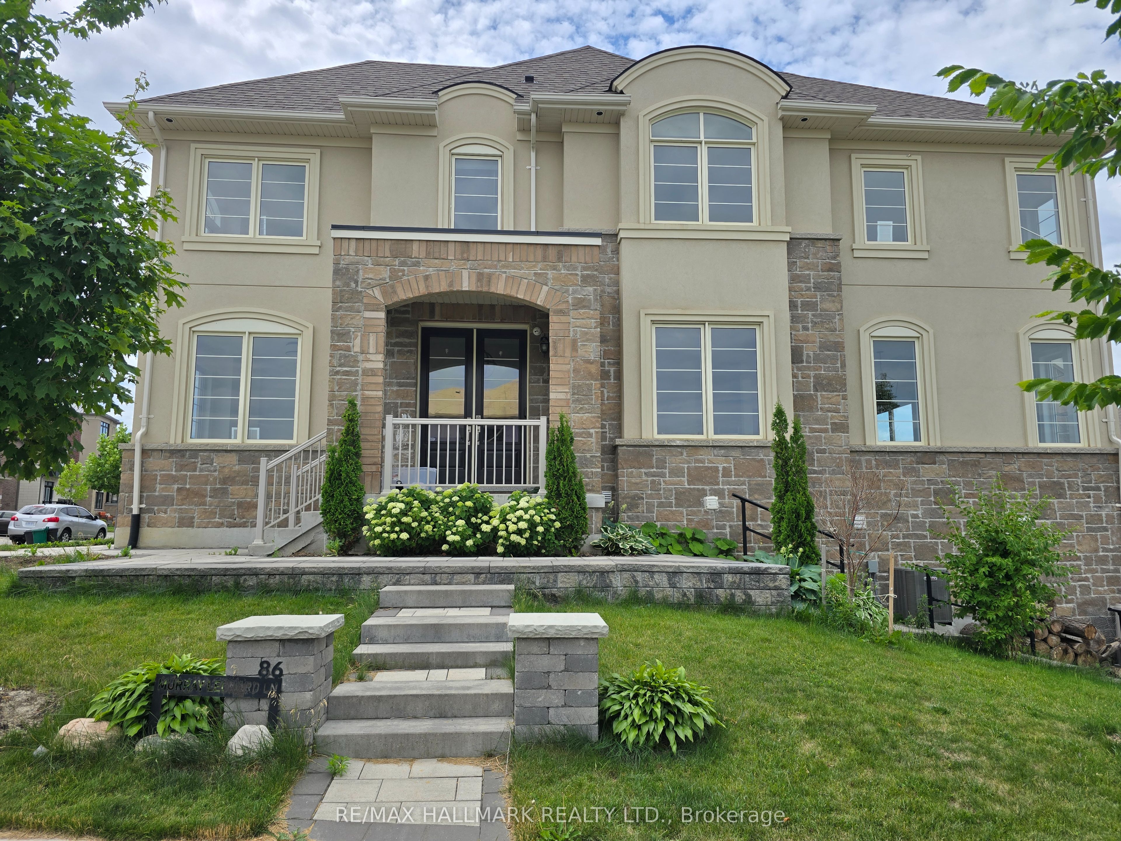 86 Murray Leonard Lane, East Gwillimbury, ON L9N 0Z6