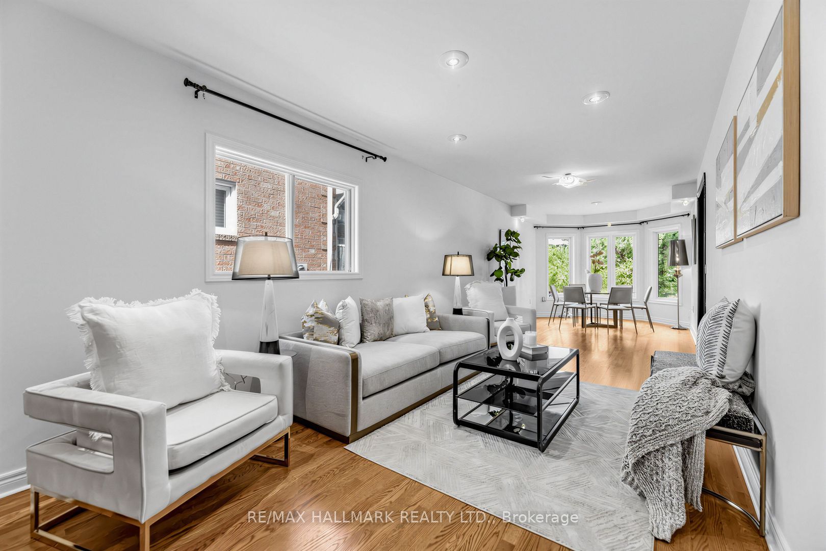 106 Larratt Lane, Richmond Hill, ON L4C 0E3 photo 5