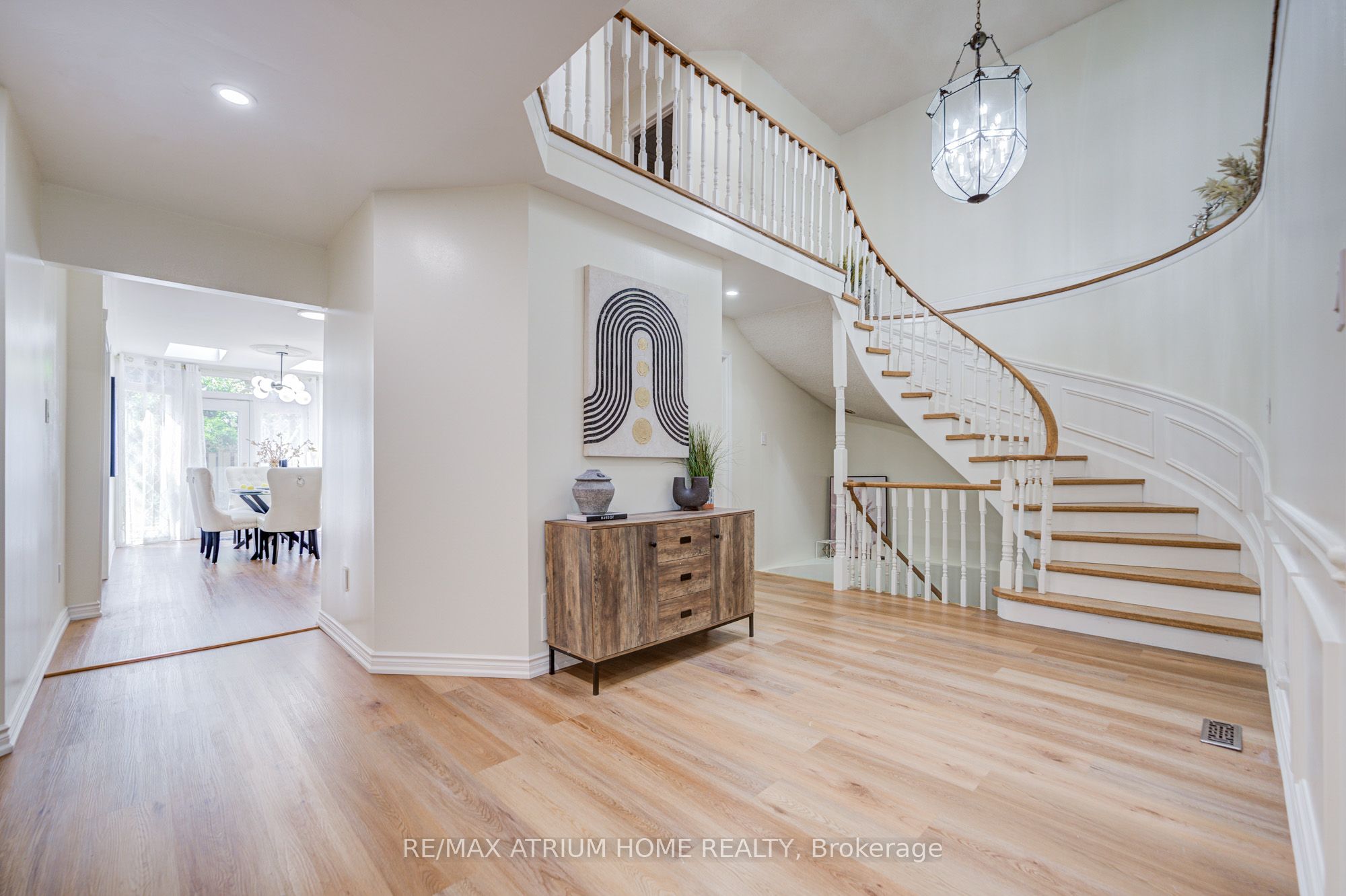 77 Rosedale Heights Drive, Vaughan, ON L4J 4T3 photo 4