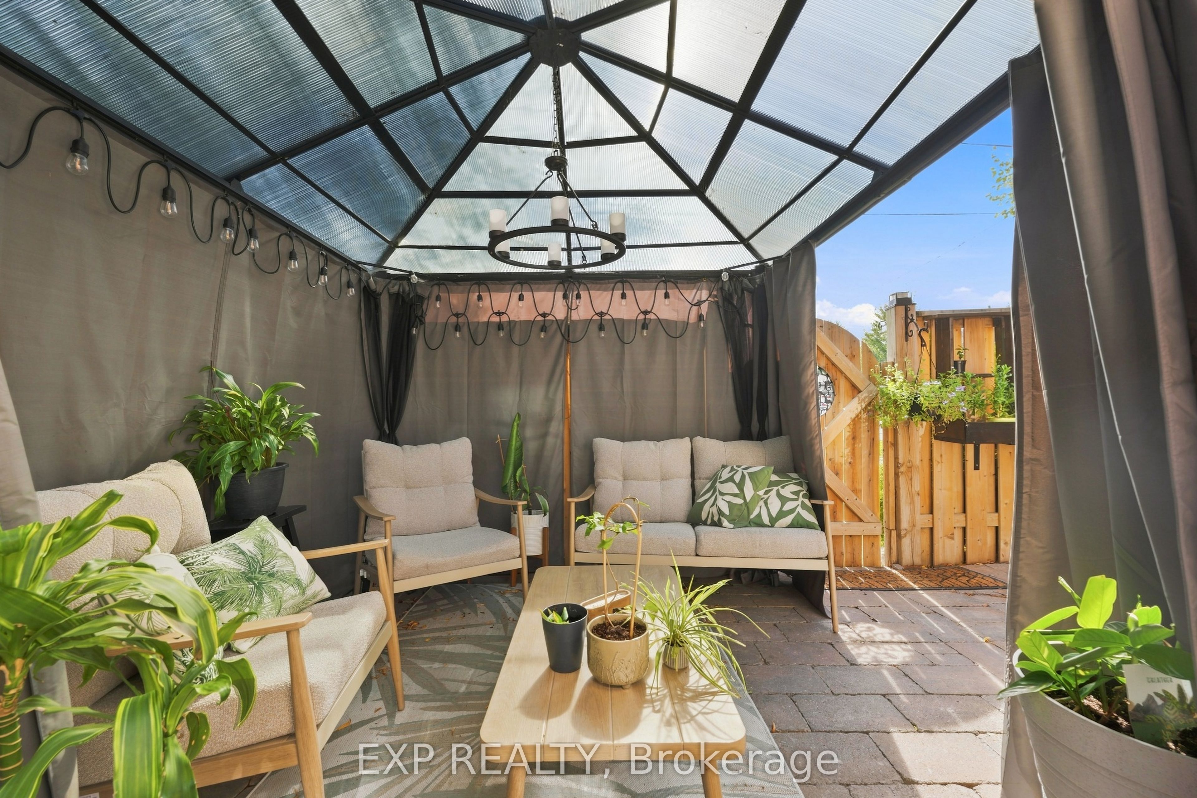 275 Old Homestead Road 16, Georgina, ON L4P 4E9 photo 4